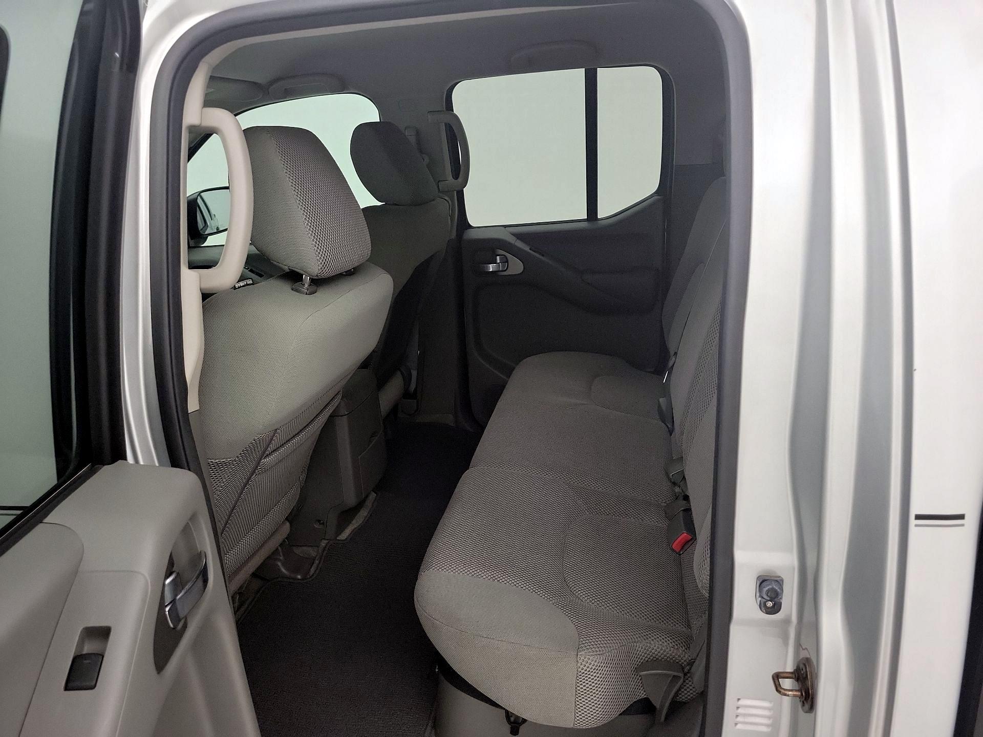 Thumbnail: 2014 Nissan Frontier - 18