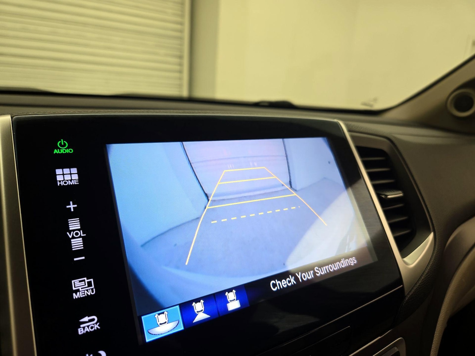 2016 Honda Pilot EX-L - Photo 14