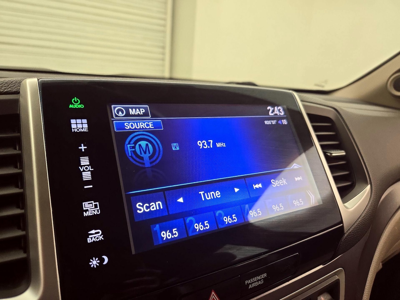 2016 Honda Pilot EX-L - Photo 15