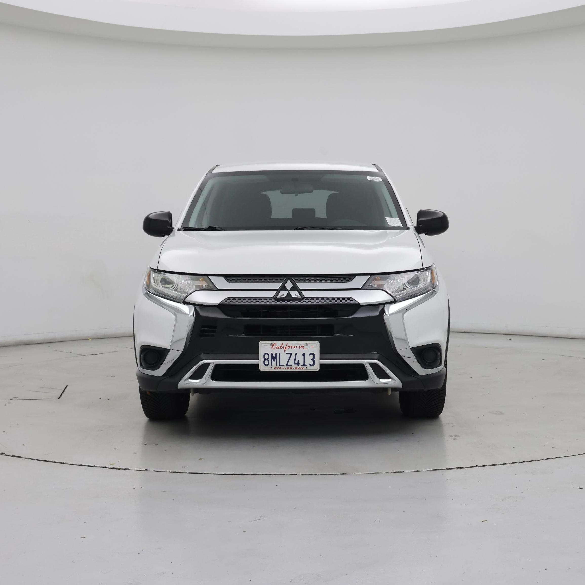 Thumbnail: 2019 Mitsubishi Outlander - 5