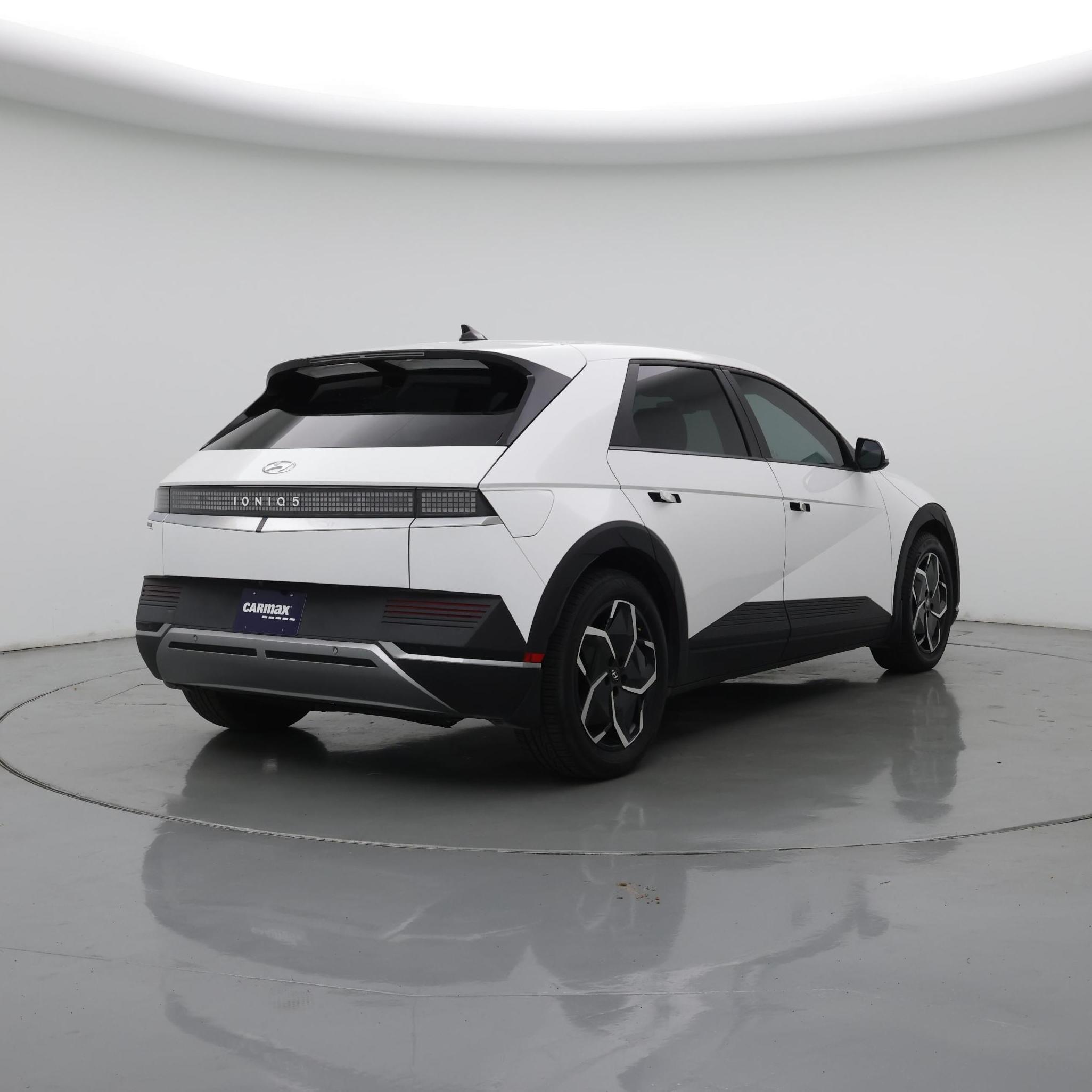Thumbnail: 2022 Hyundai Ioniq 5 - 8