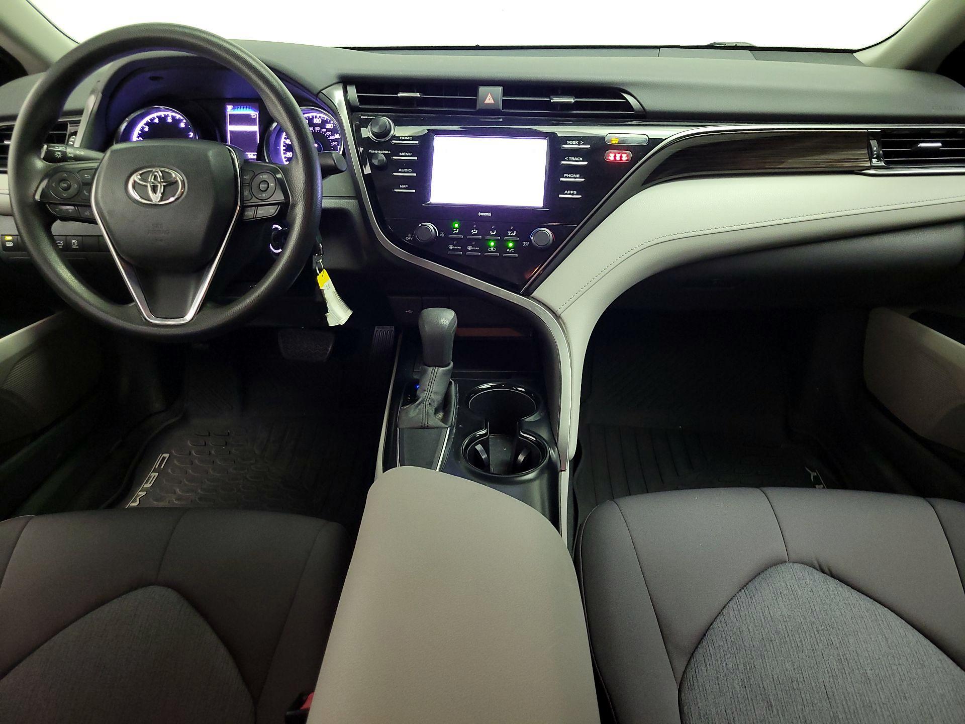 Thumbnail: 2020 Toyota Camry - 9