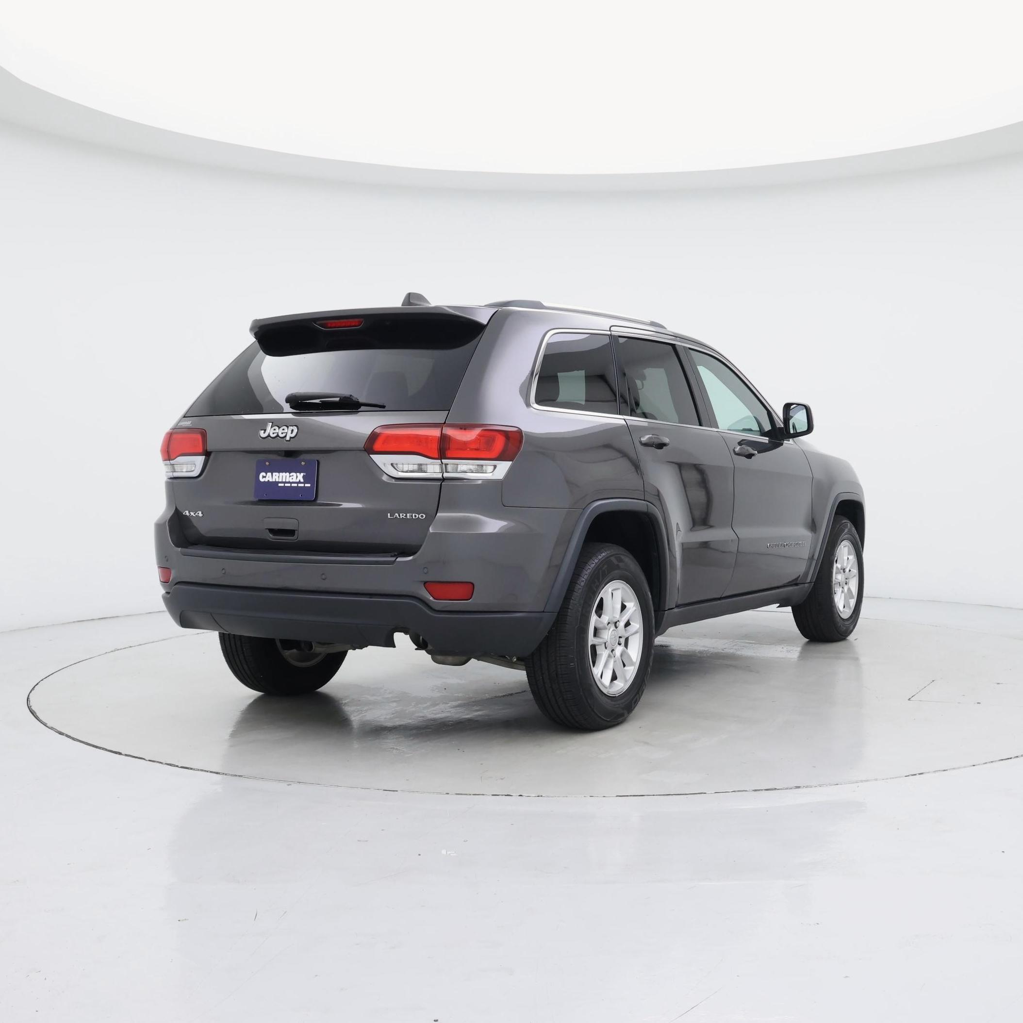 Thumbnail: 2020 Jeep Grand Cherokee - 8