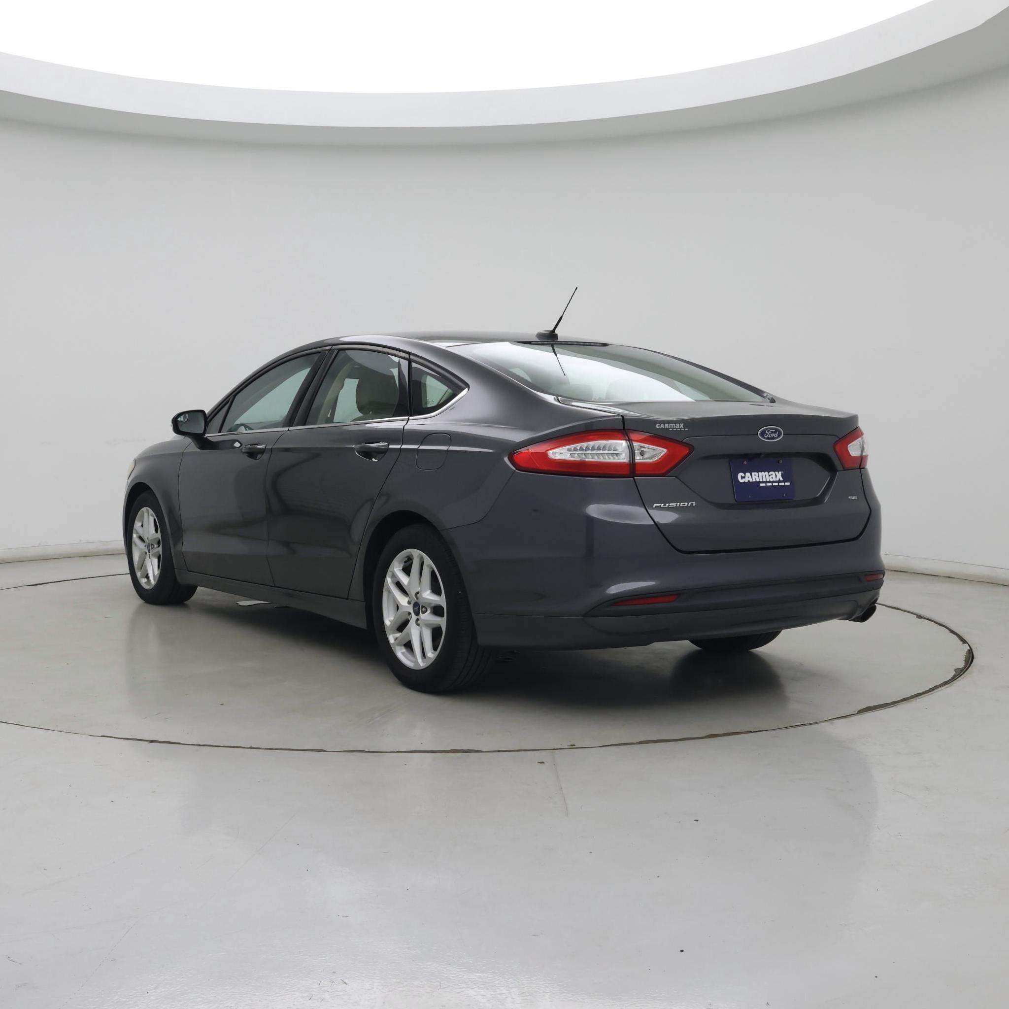 Thumbnail: 2016 Ford Fusion - 2