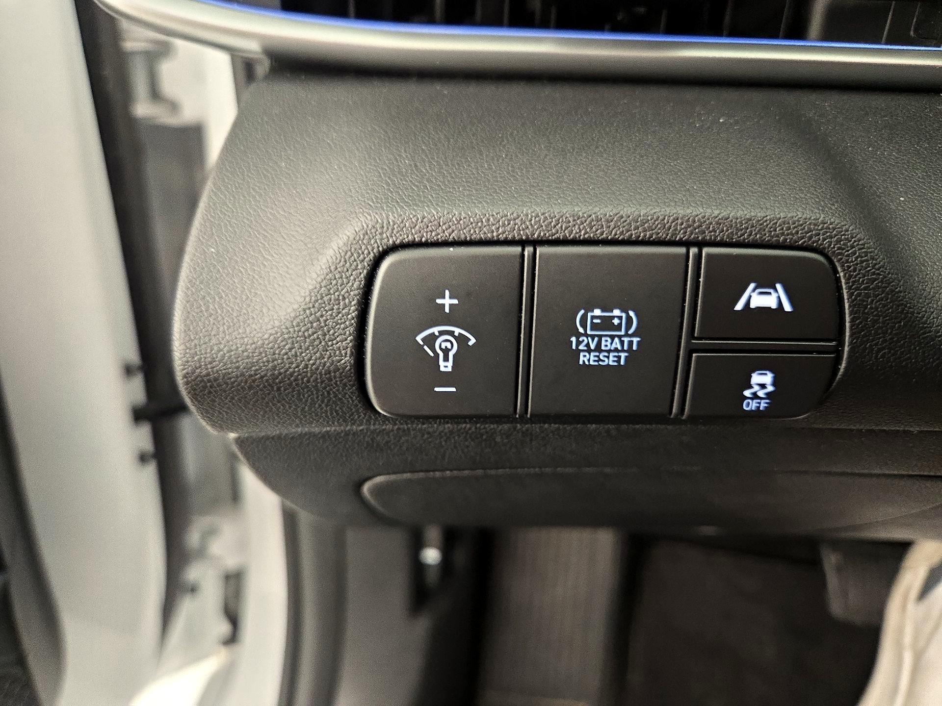 Thumbnail: 2021 Hyundai Elantra - 13