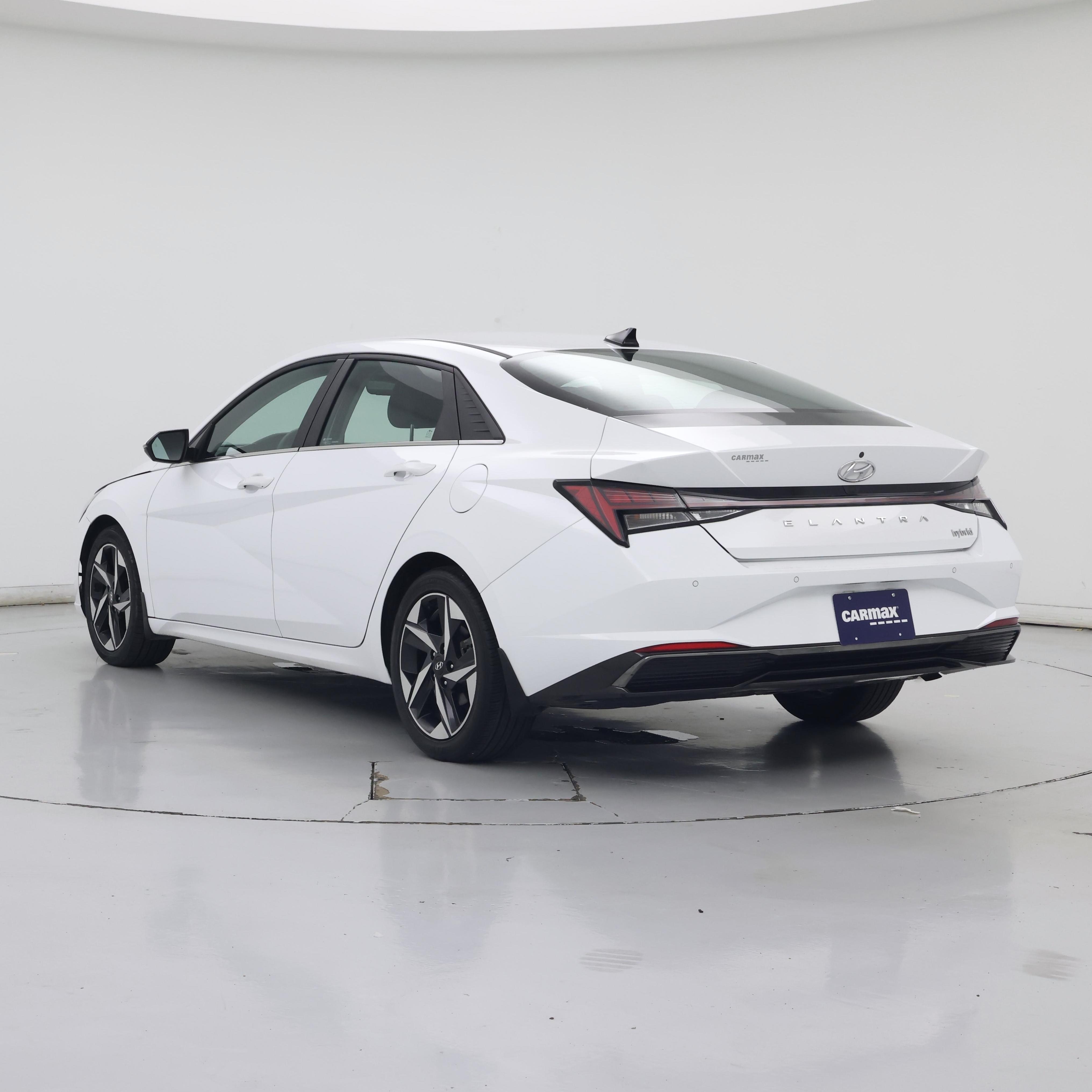 Thumbnail: 2021 Hyundai Elantra - 2