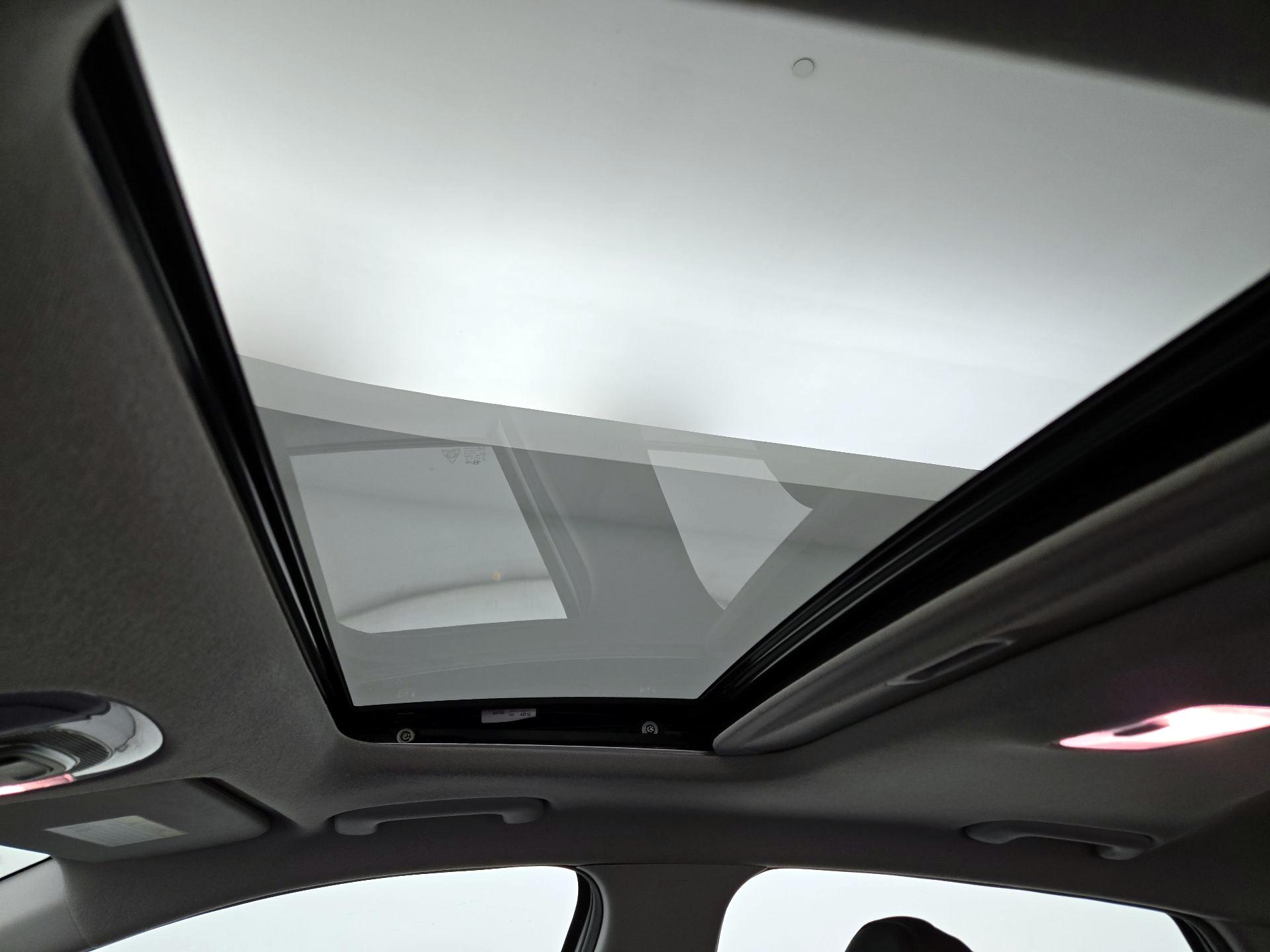 Thumbnail: 2021 Hyundai Elantra - 20