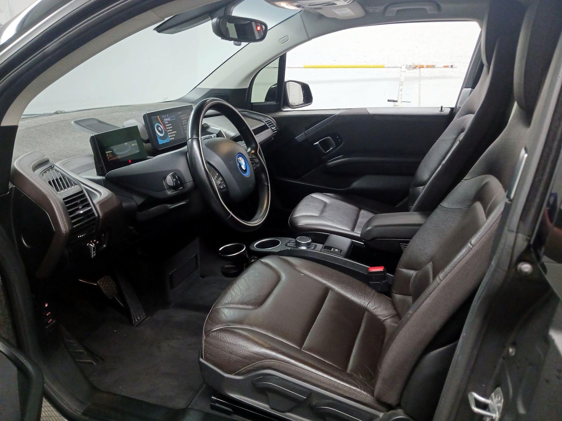 Thumbnail: 2017 BMW i3 - 11