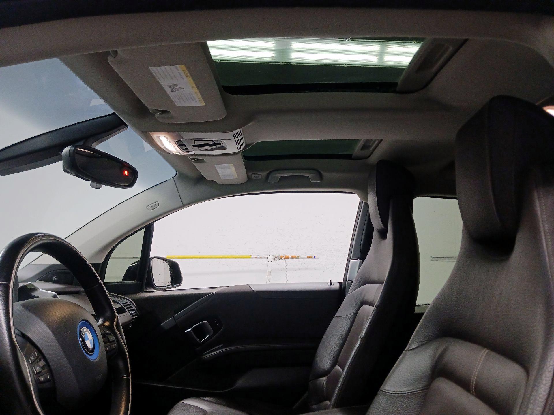Thumbnail: 2017 BMW i3 - 20