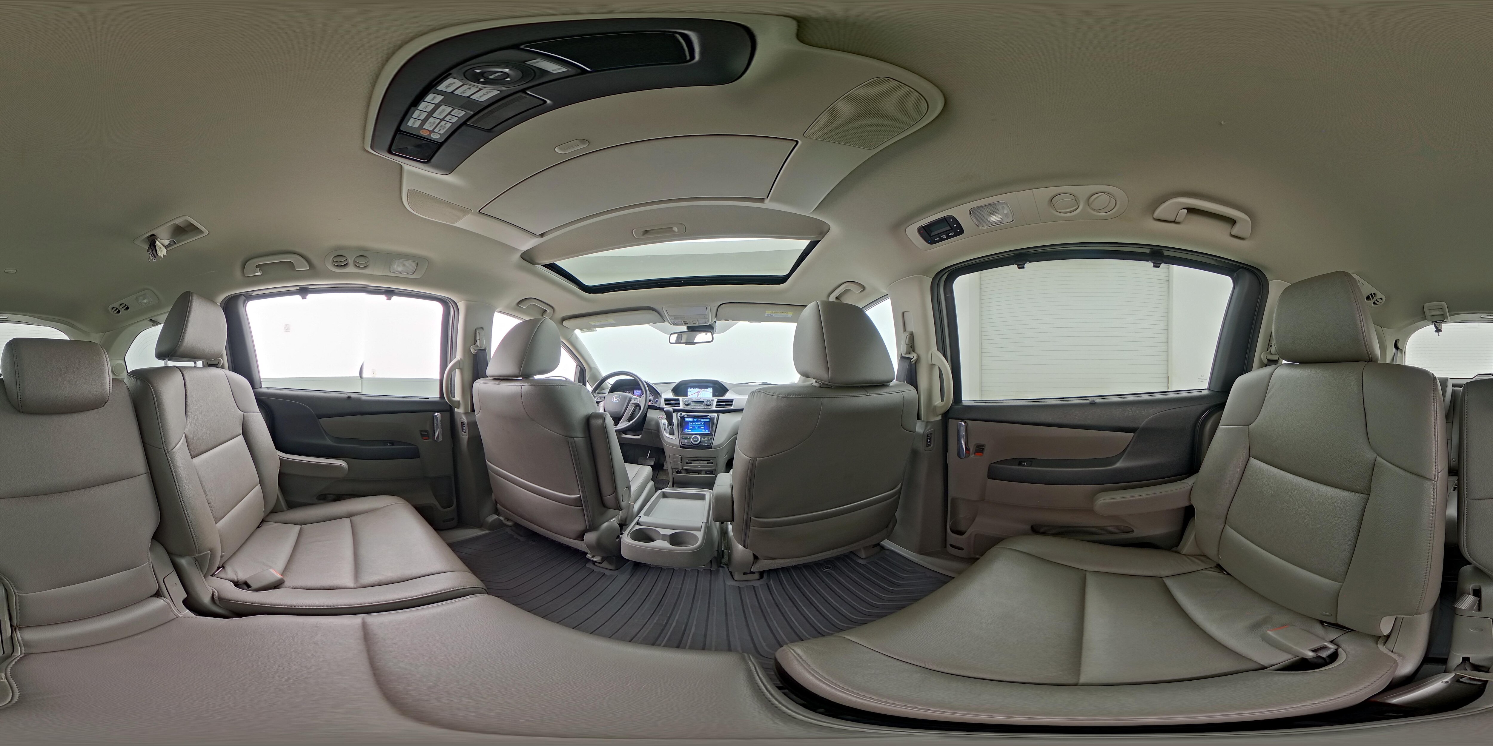 2016 Honda Odyssey Touring Elite - Photo 28