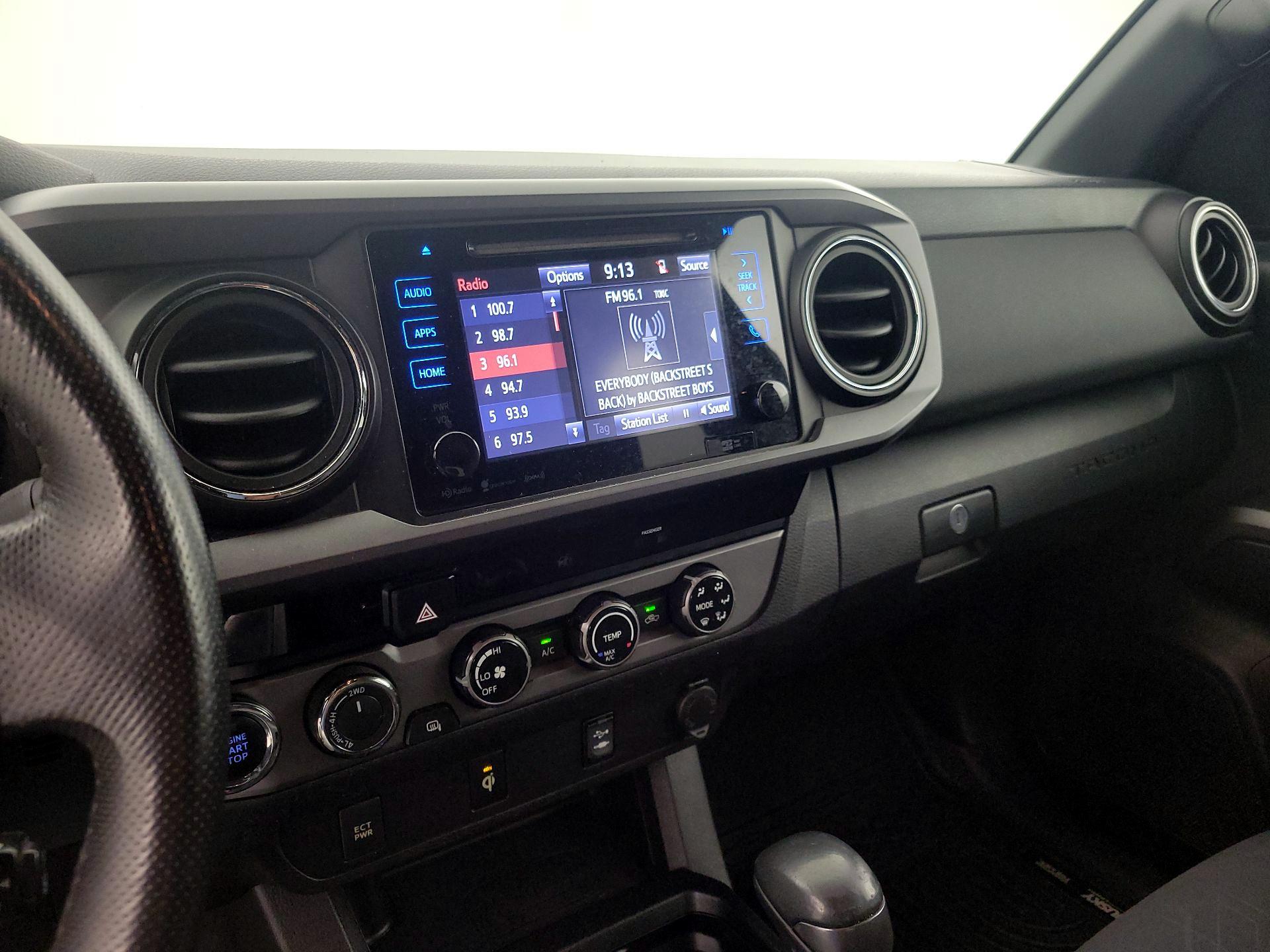 Thumbnail: 2017 Toyota Tacoma - 16