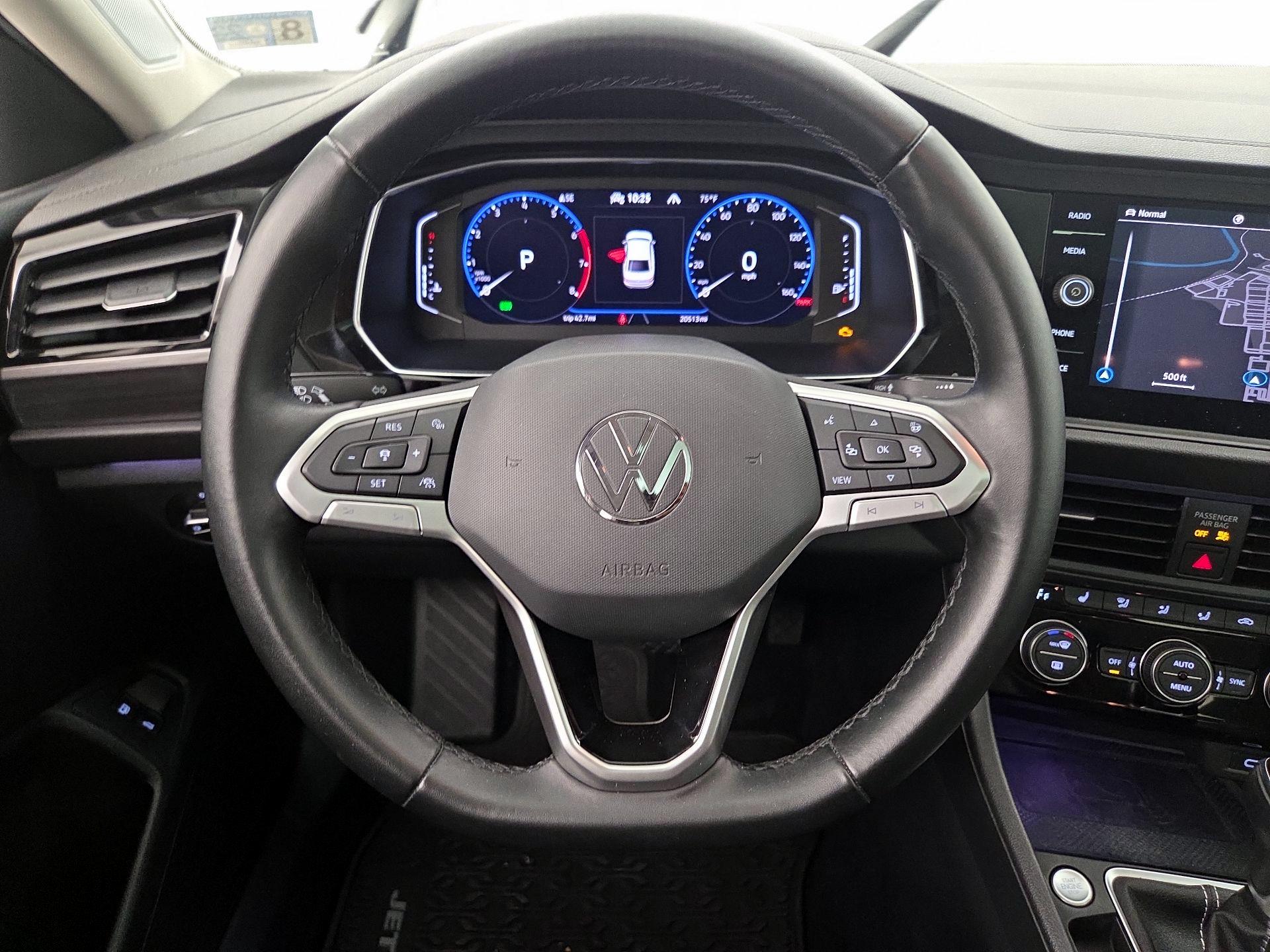 Thumbnail: 2022 Volkswagen Jetta - 10