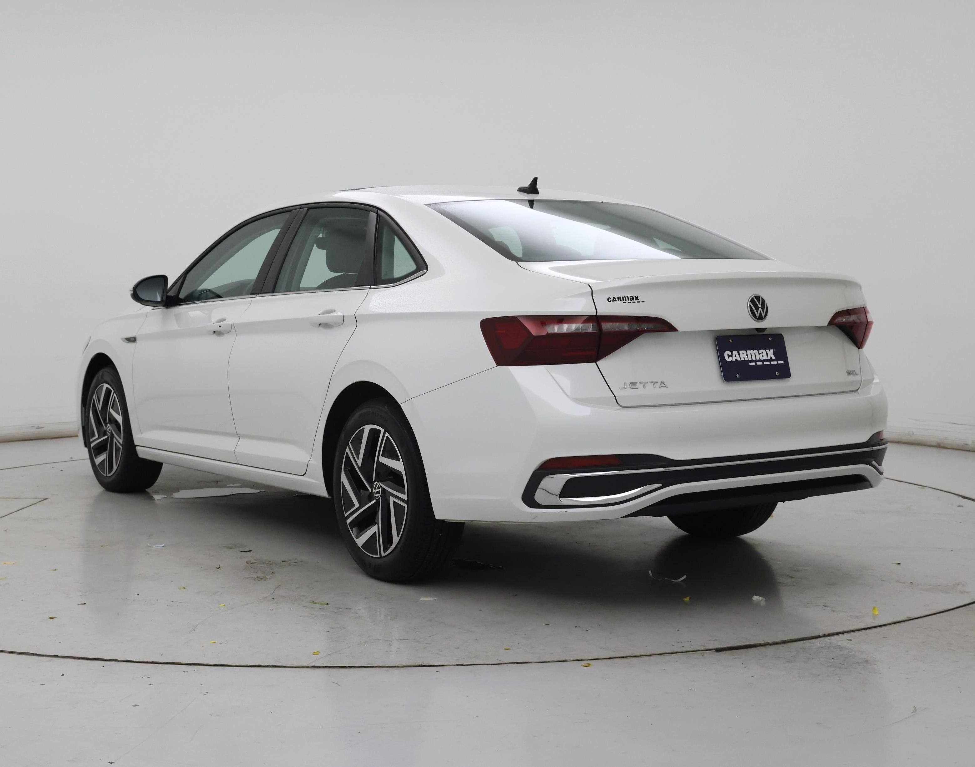 Thumbnail: 2022 Volkswagen Jetta - 2