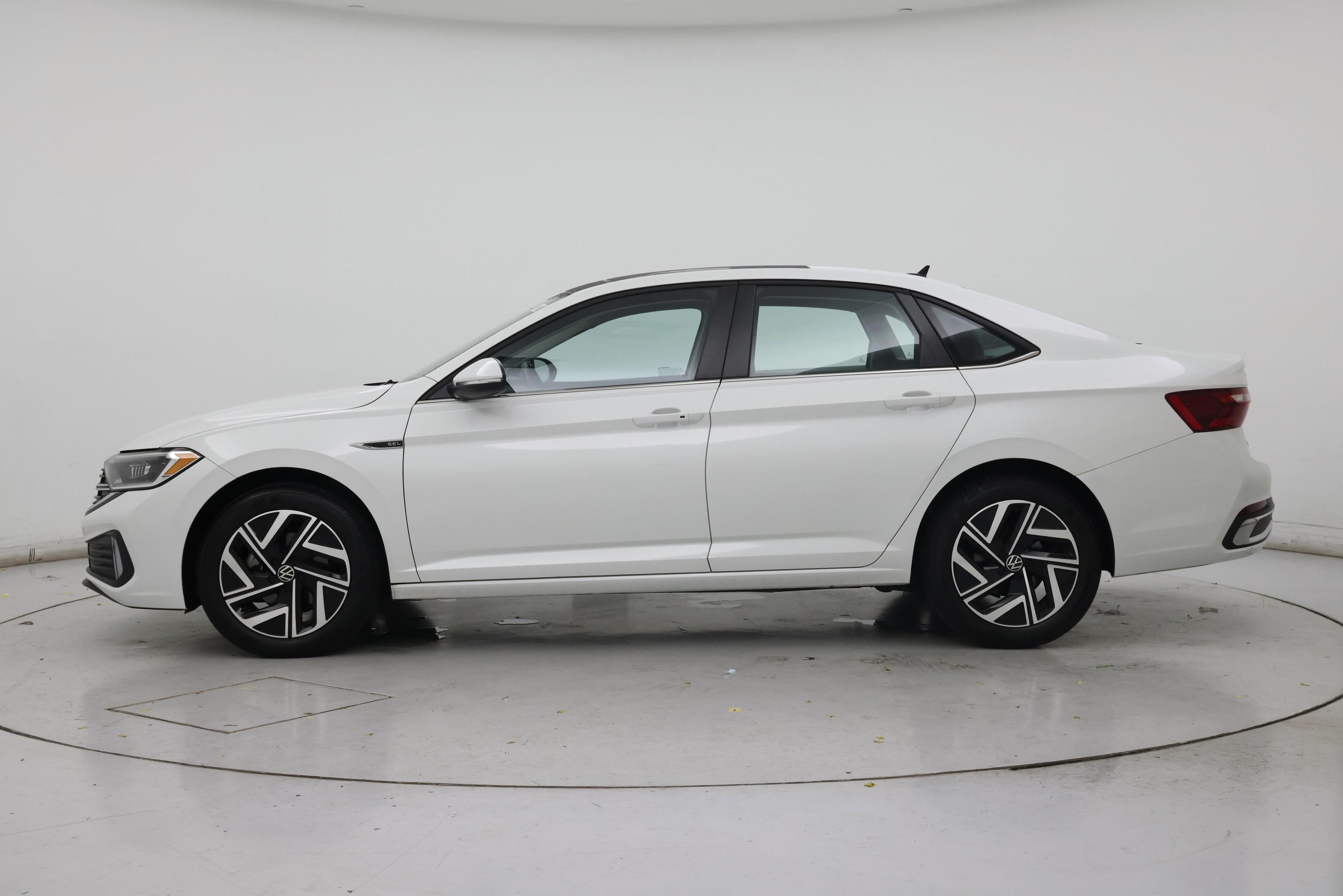 Thumbnail: 2022 Volkswagen Jetta - 3