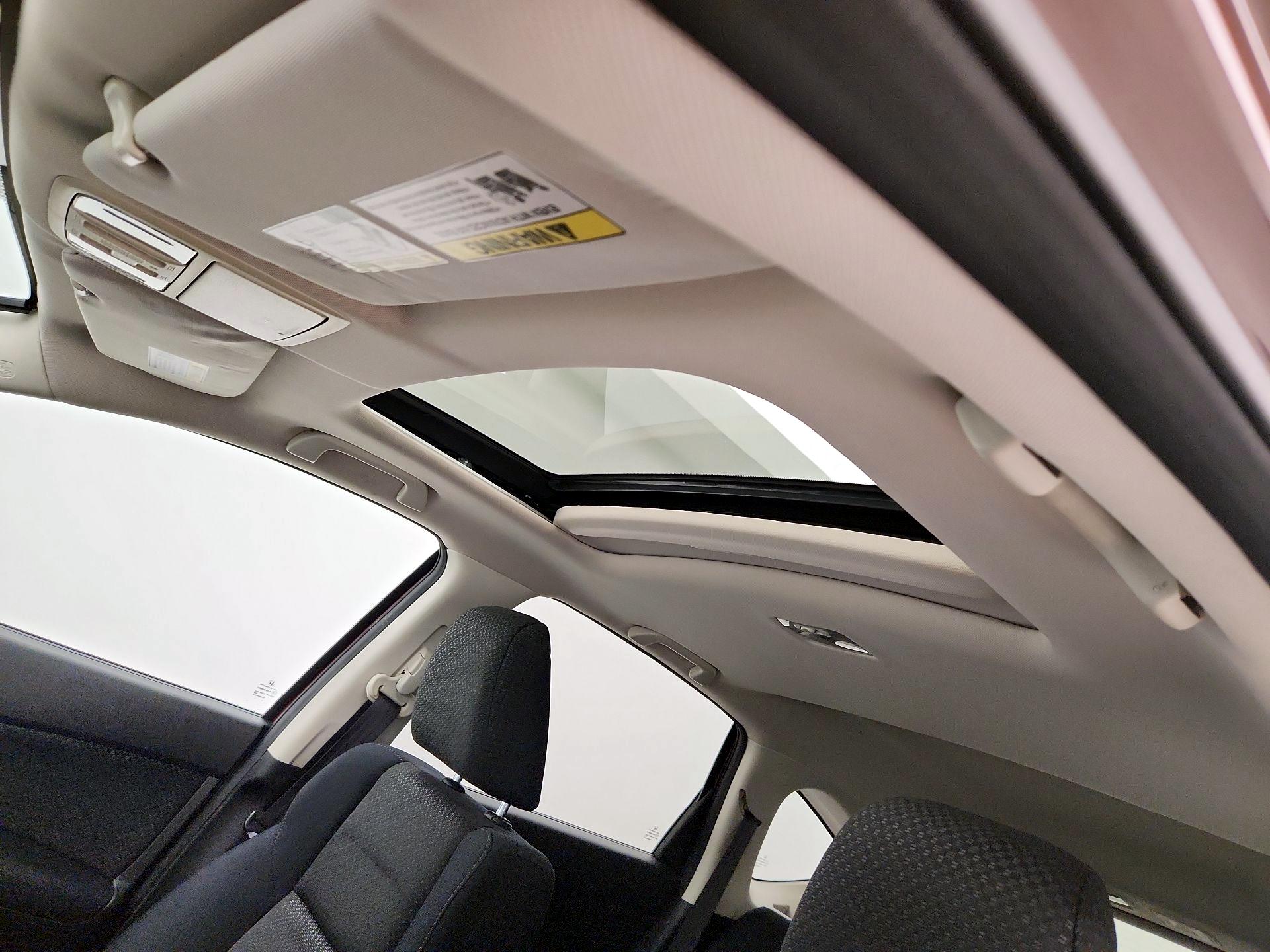 Thumbnail: 2015 Honda CR-V - 17