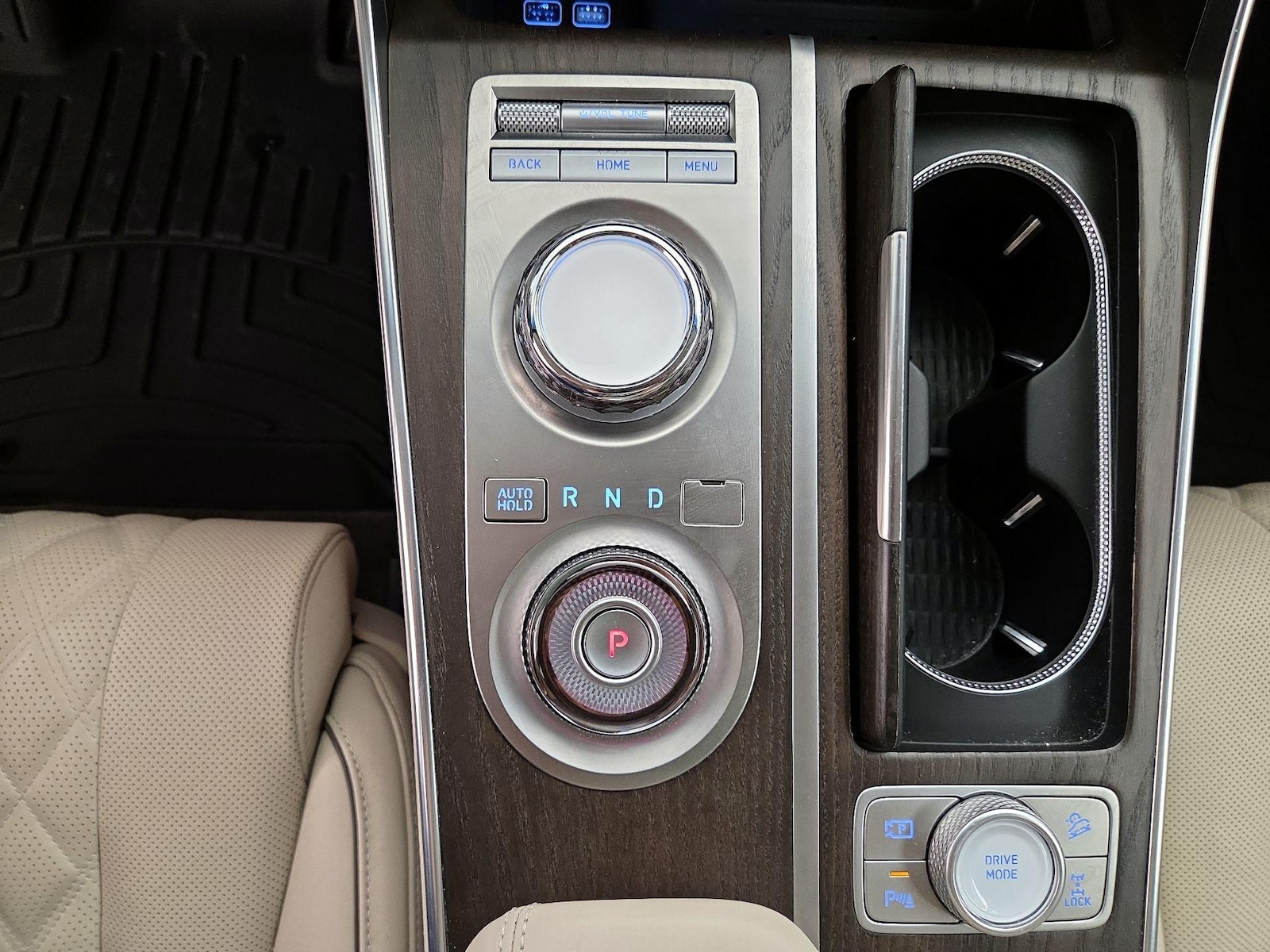 2024 GENESIS GV80 Standard - Photo 19