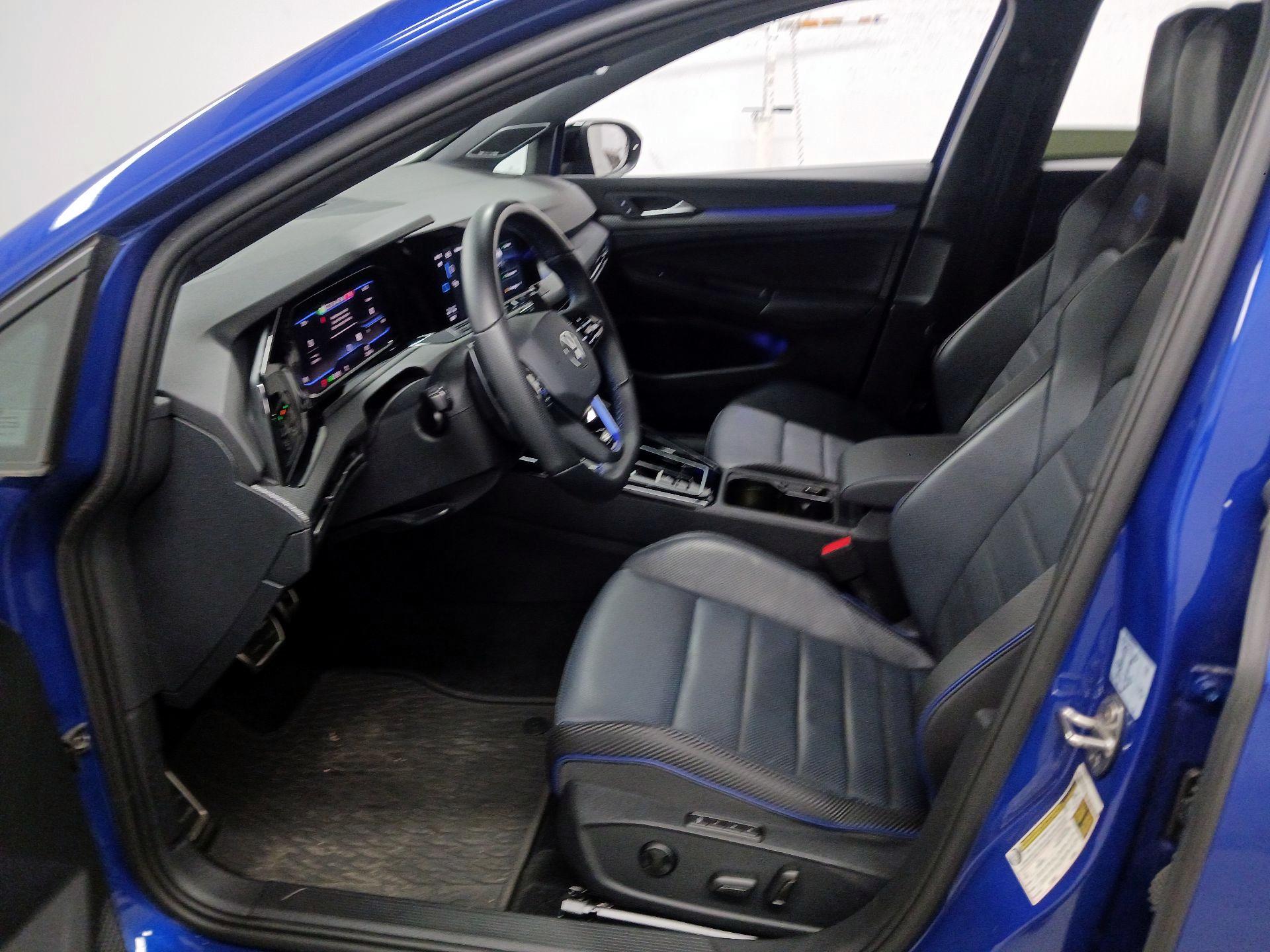 Thumbnail: 2024 Volkswagen Golf - 11
