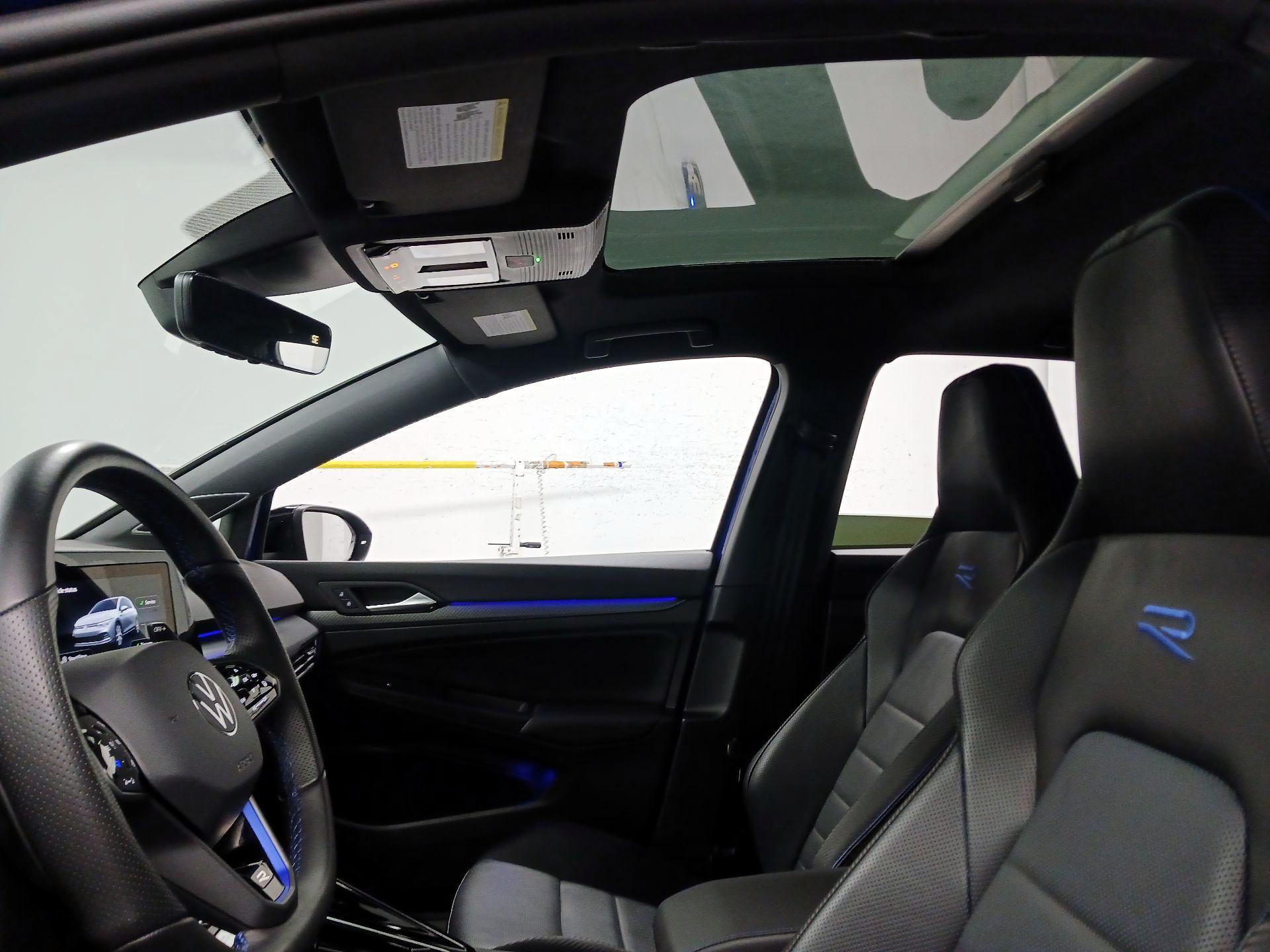 Thumbnail: 2024 Volkswagen Golf - 20