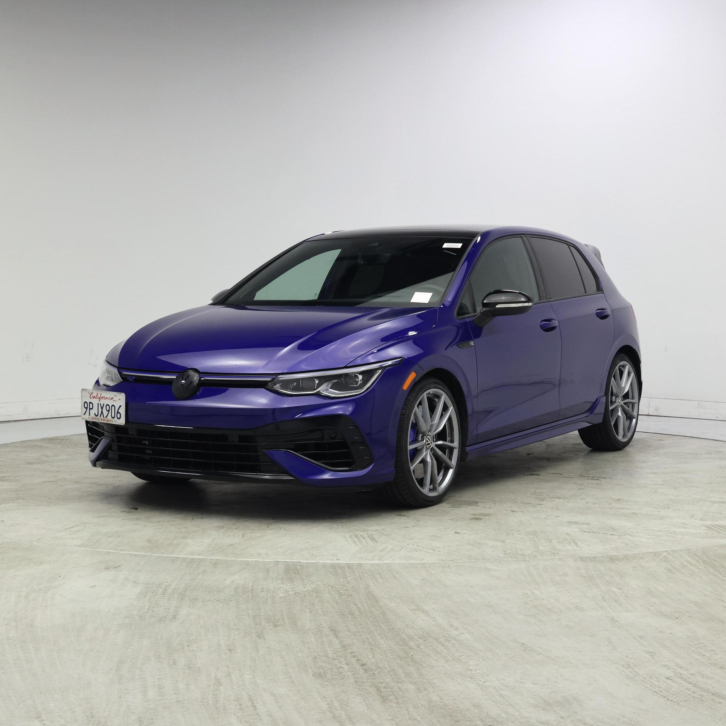 Thumbnail: 2024 Volkswagen Golf - 4