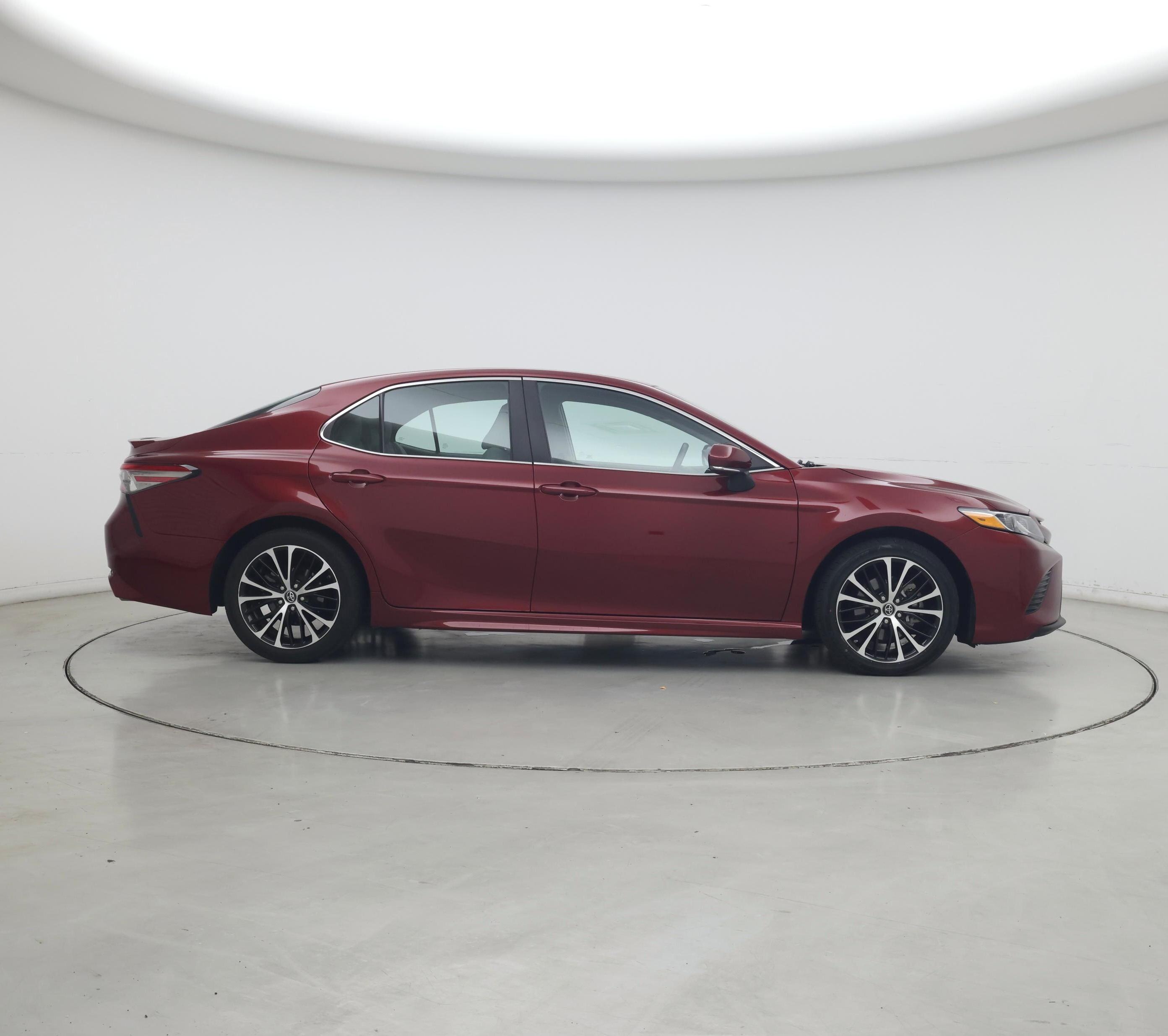 Thumbnail: 2018 Toyota Camry - 7
