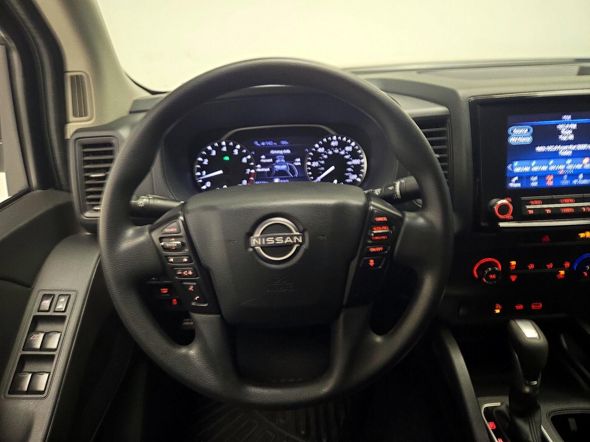 Thumbnail: 2022 Nissan Frontier - 10