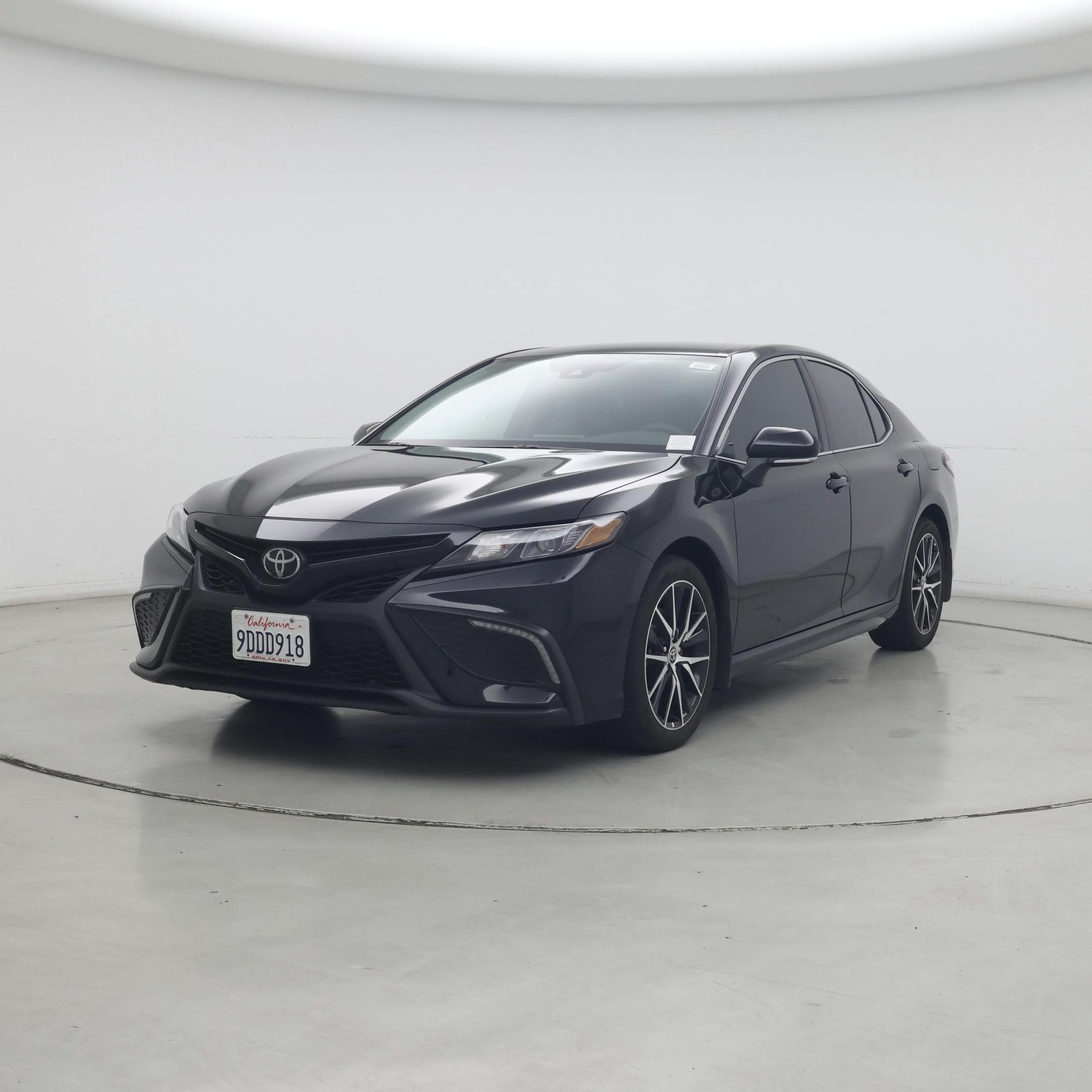 Thumbnail: 2023 Toyota Camry - 4