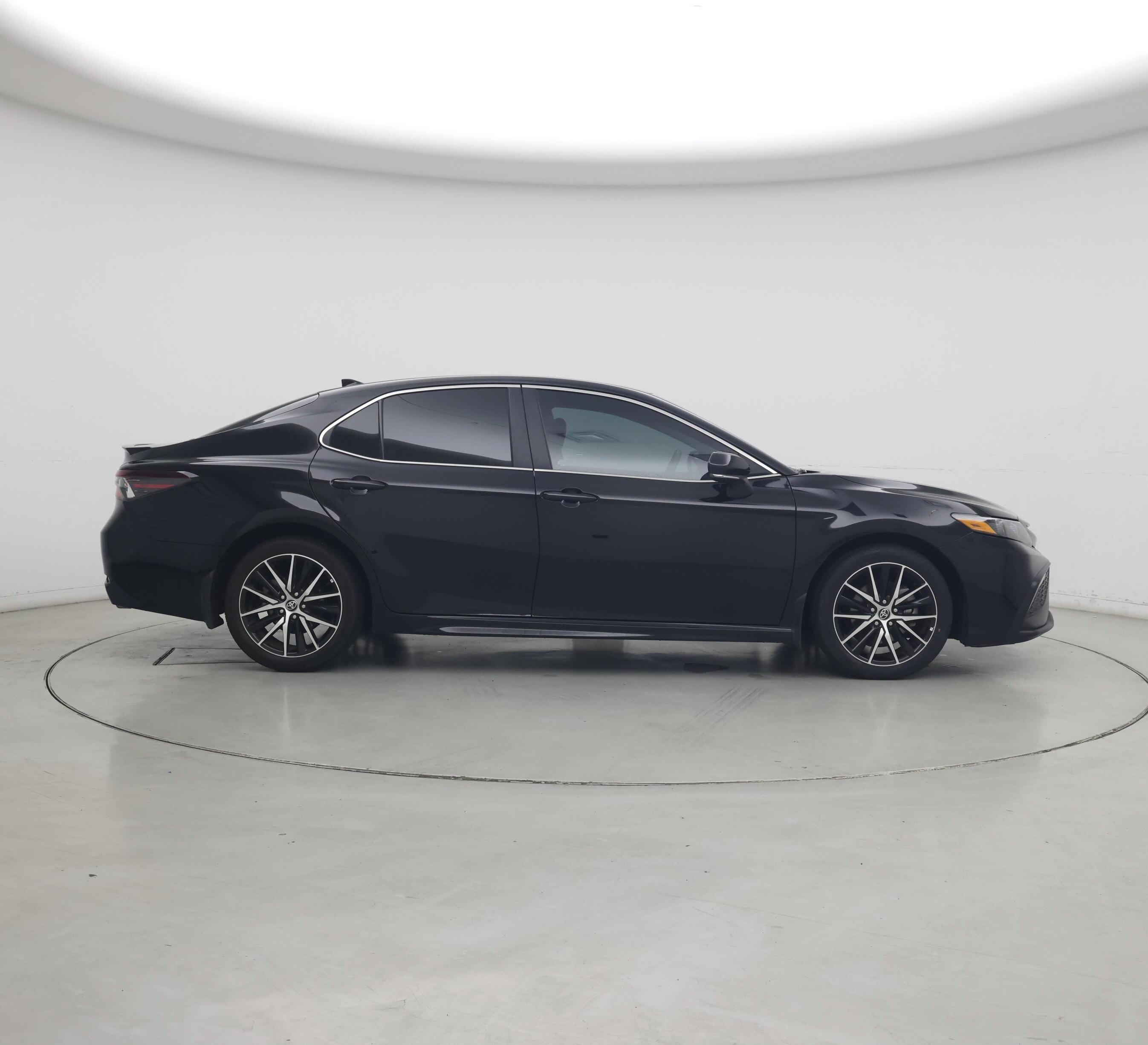 Thumbnail: 2023 Toyota Camry - 7