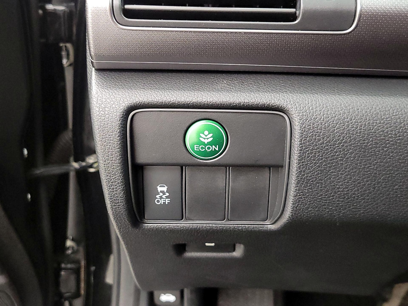 2014 Honda Accord LX - Photo 14