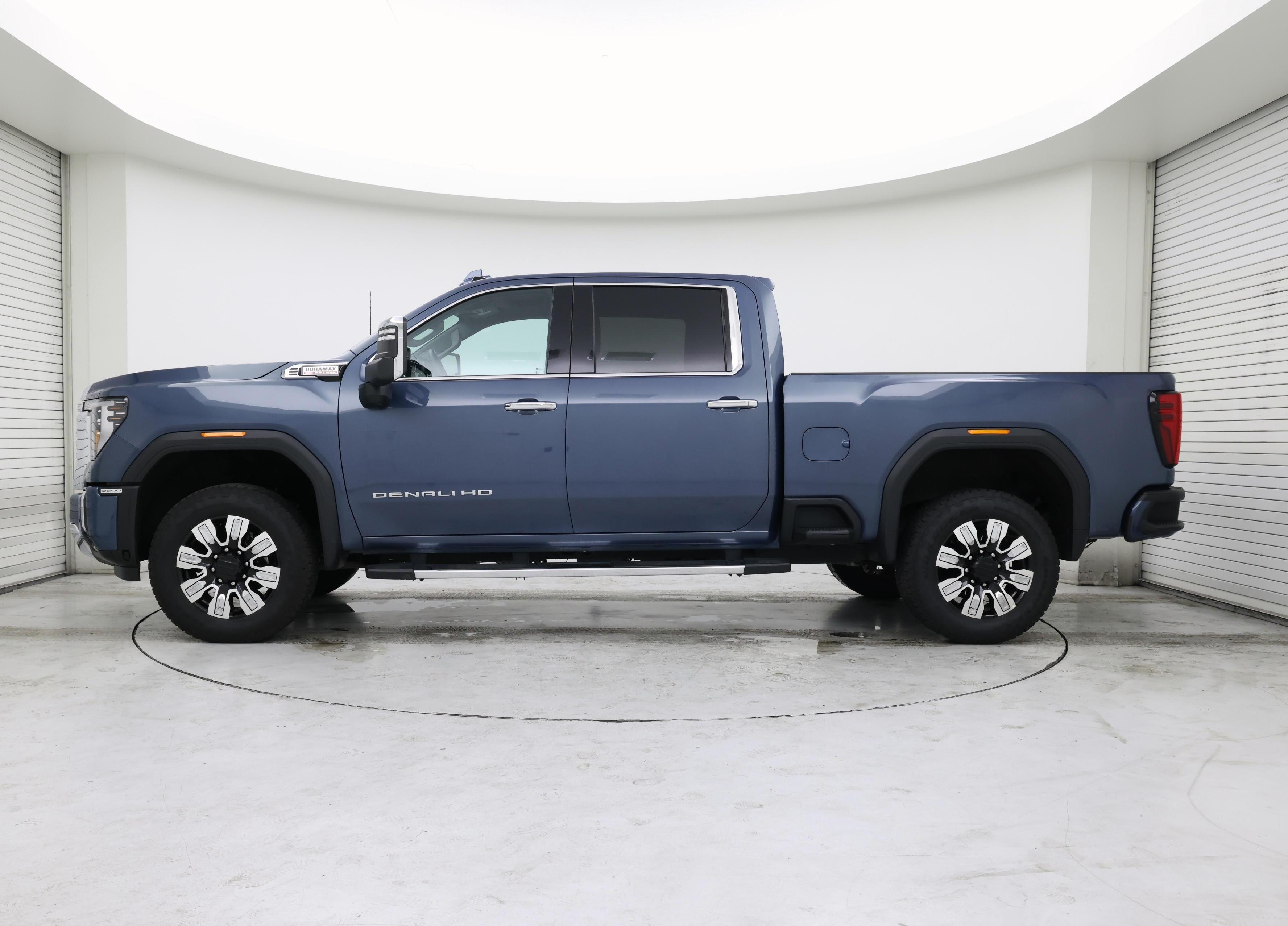 Thumbnail: 2026 GMC Sierra 3500 - 3