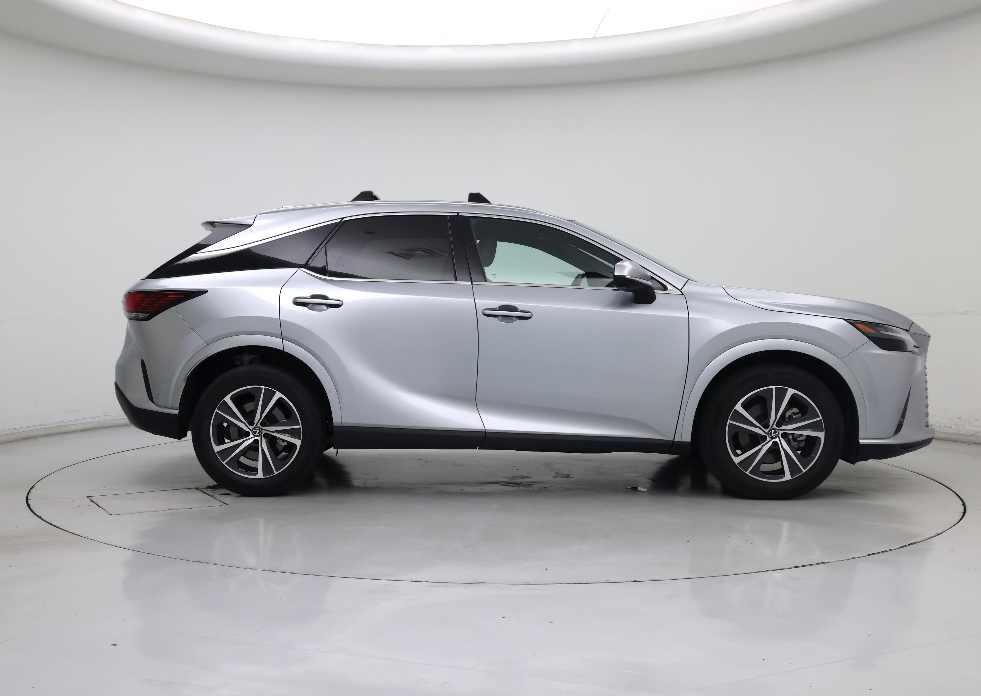 Thumbnail: 2023 Lexus RX - 7