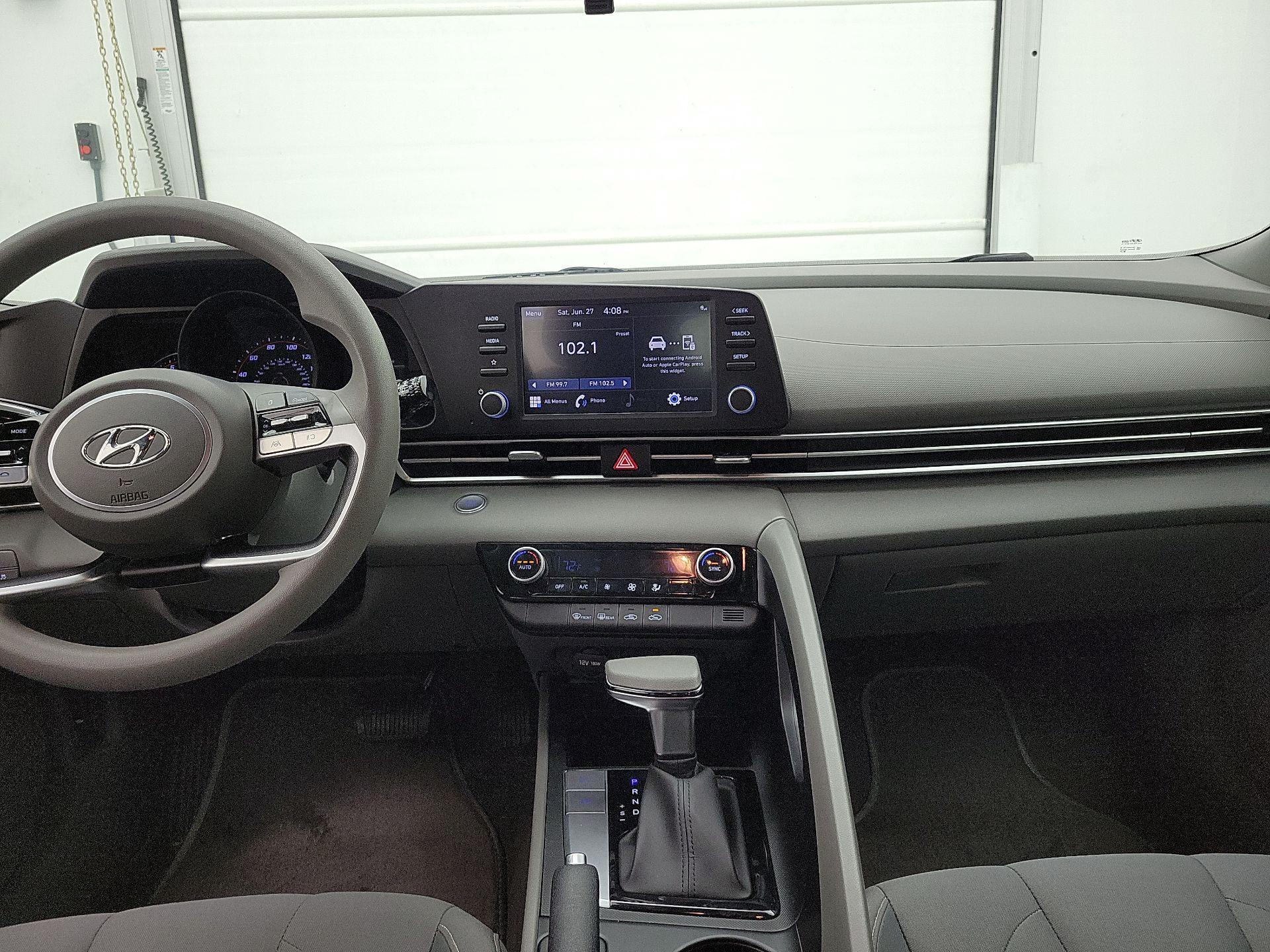Thumbnail: 2023 Hyundai Elantra - 9