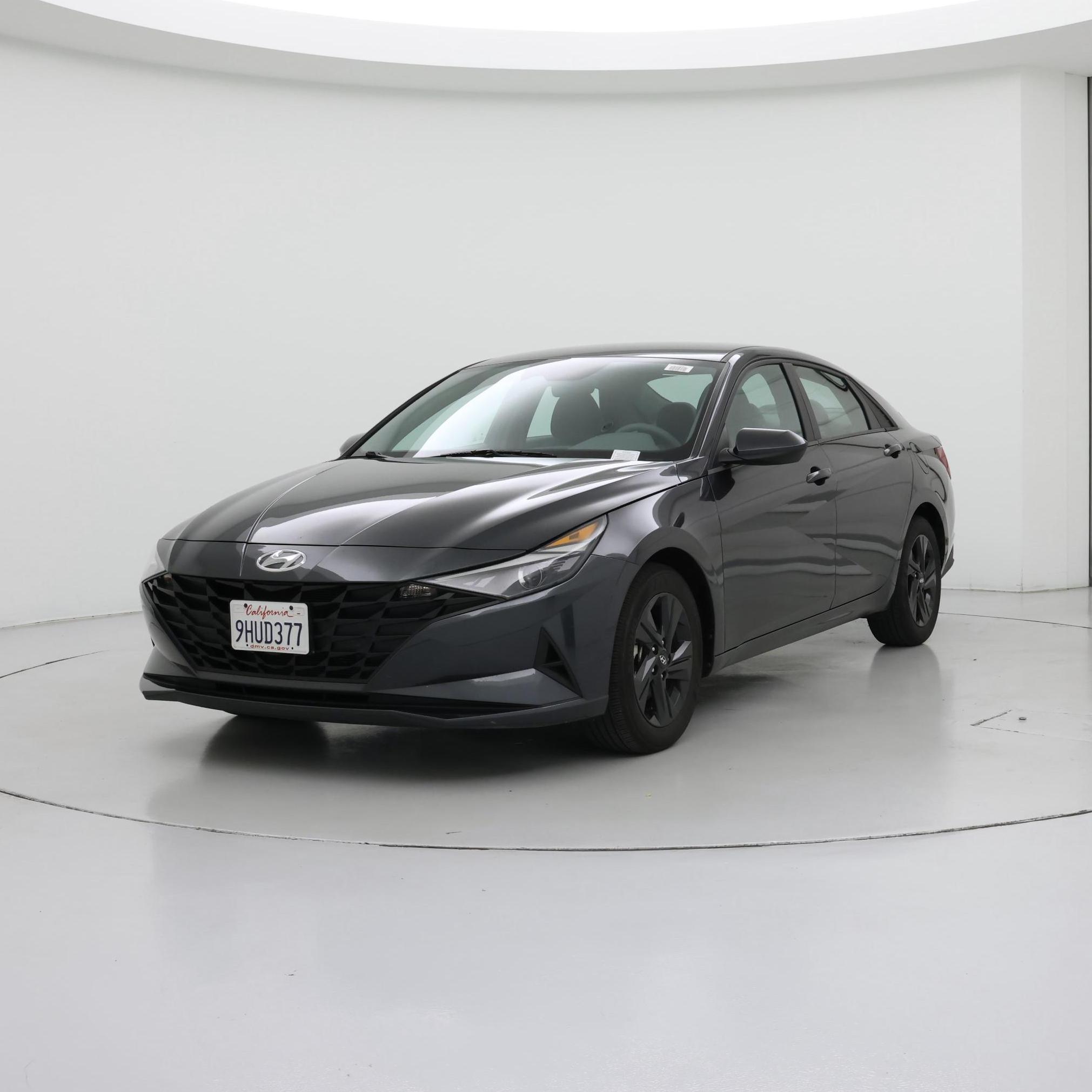 Thumbnail: 2023 Hyundai Elantra - 4