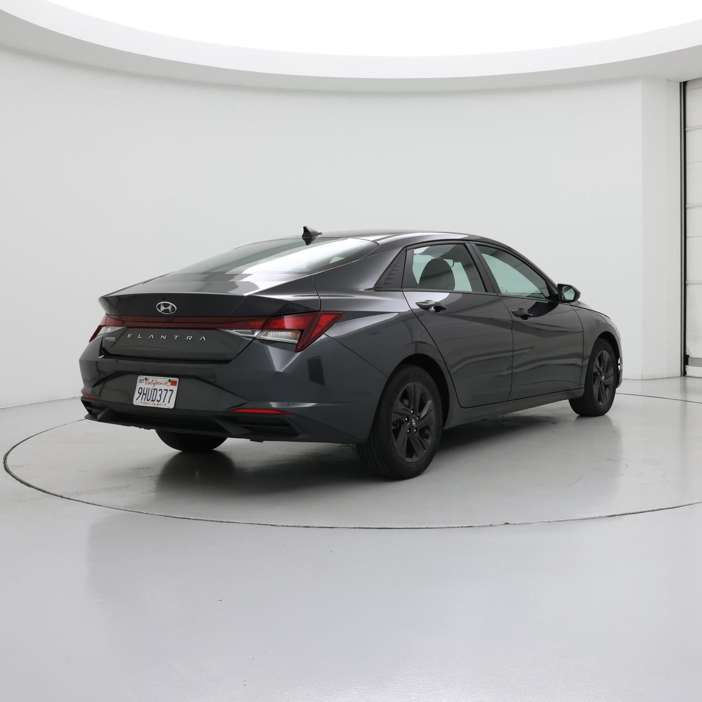 Thumbnail: 2023 Hyundai Elantra - 8