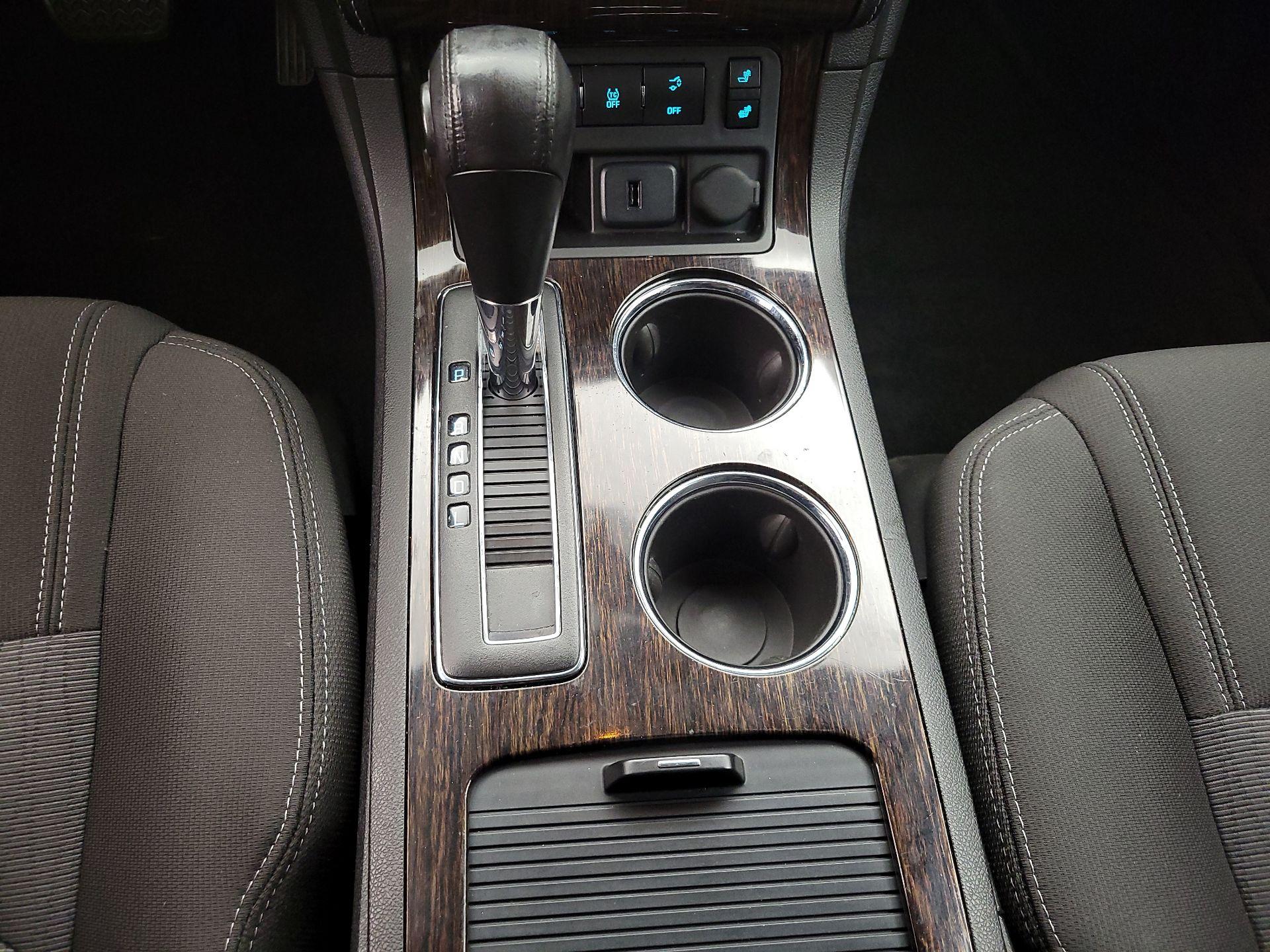Thumbnail: 2016 Chevrolet Traverse - 17