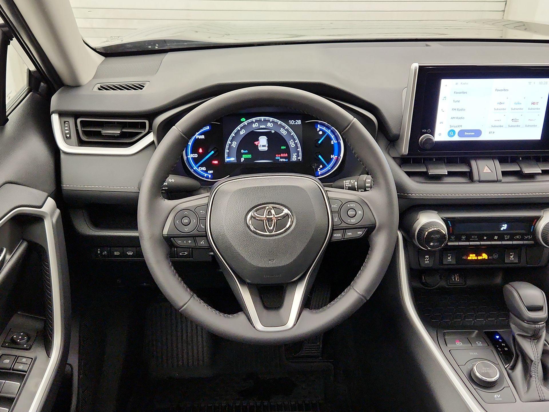 Thumbnail: 2024 Toyota RAV4 - 10