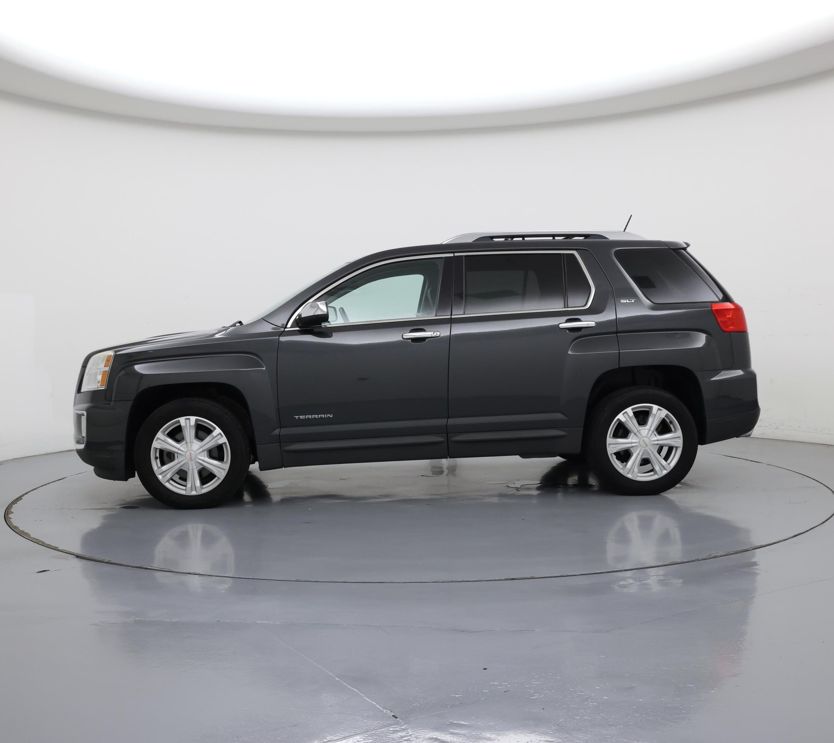 Thumbnail: 2017 GMC Terrain - 3