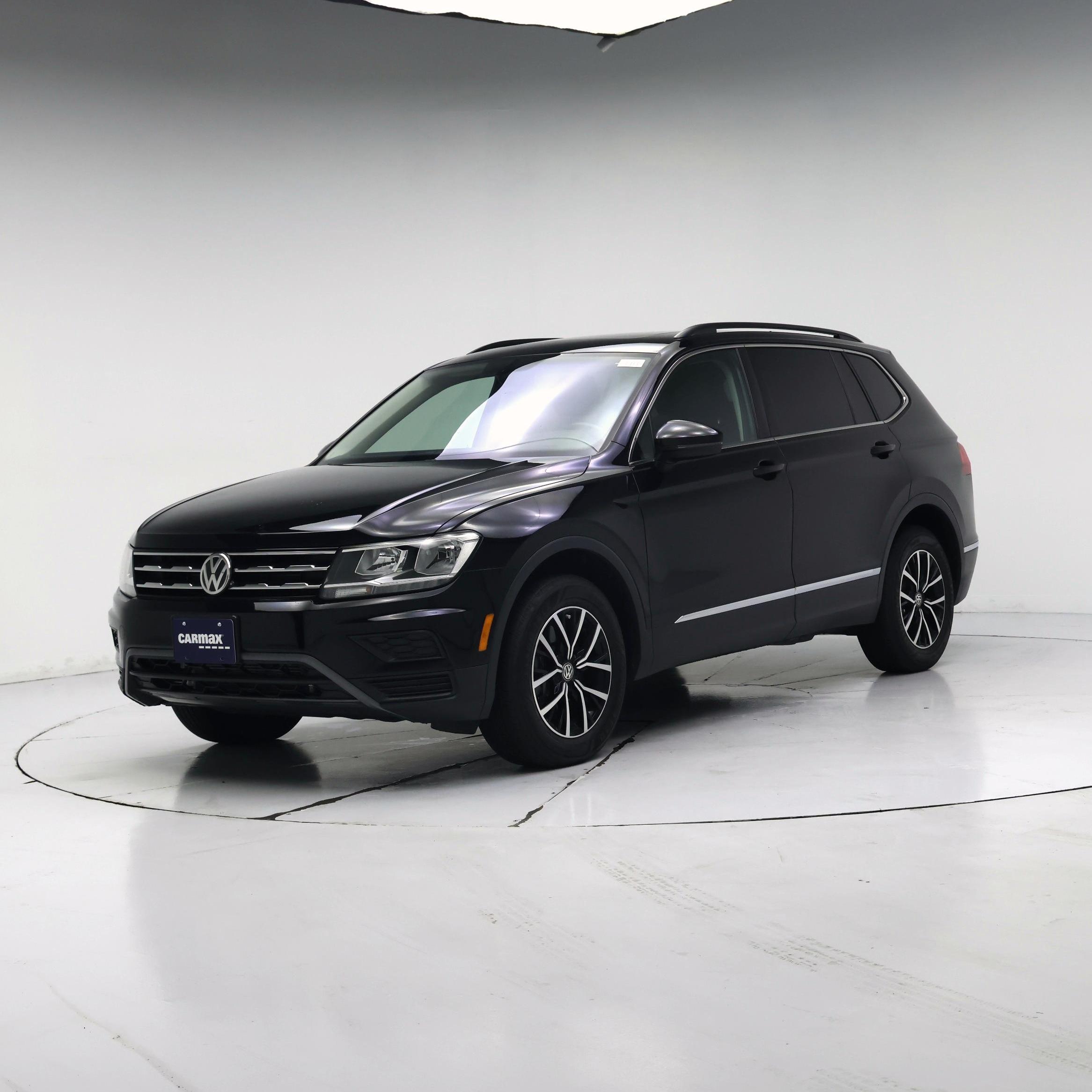 Thumbnail: 2021 Volkswagen Tiguan - 4