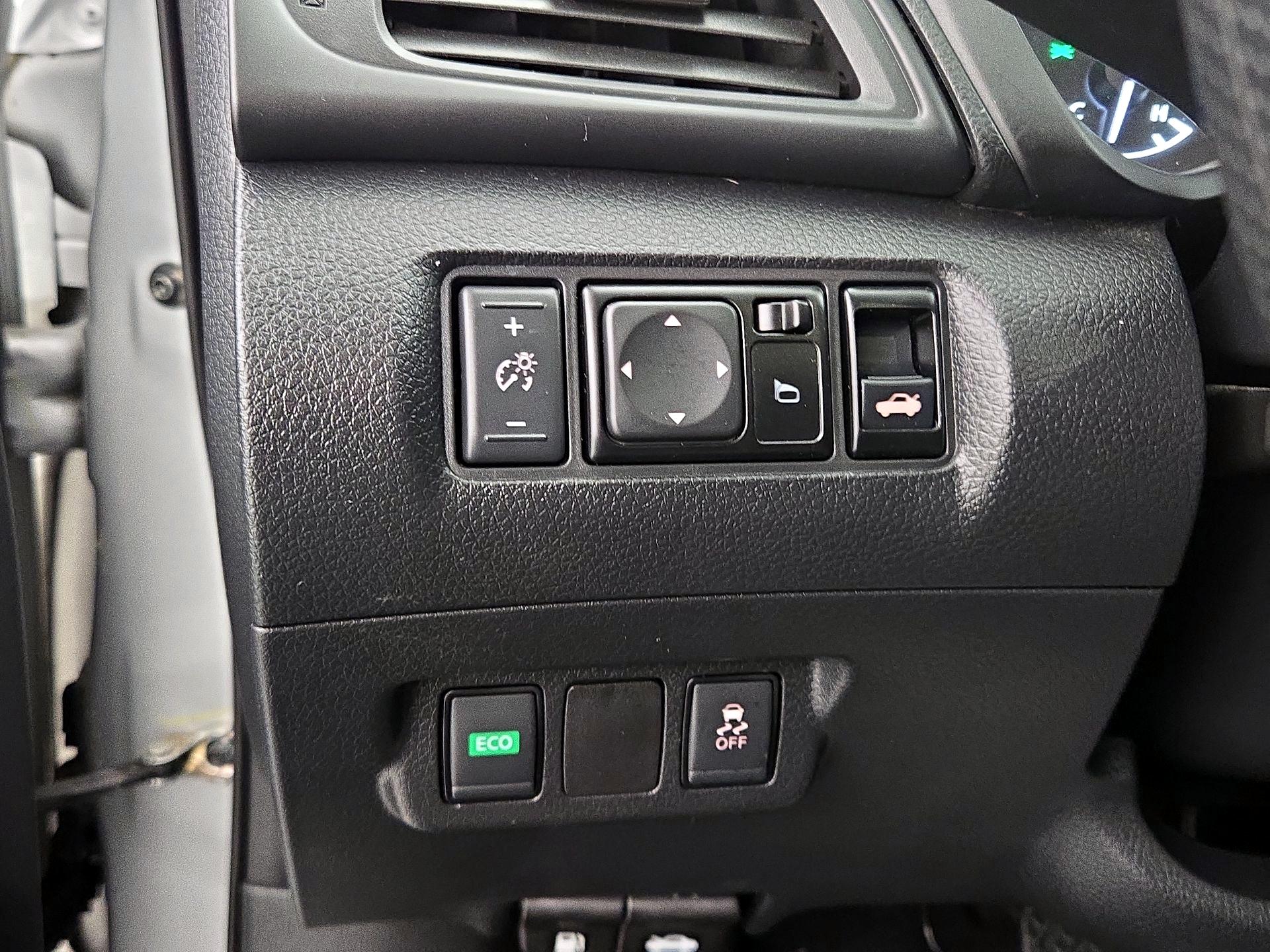 Thumbnail: 2019 Nissan Sentra - 13