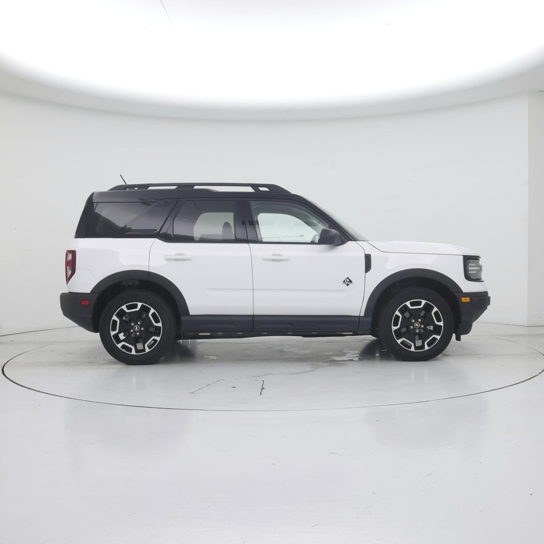 Thumbnail: 2024 Ford Bronco Sport - 7