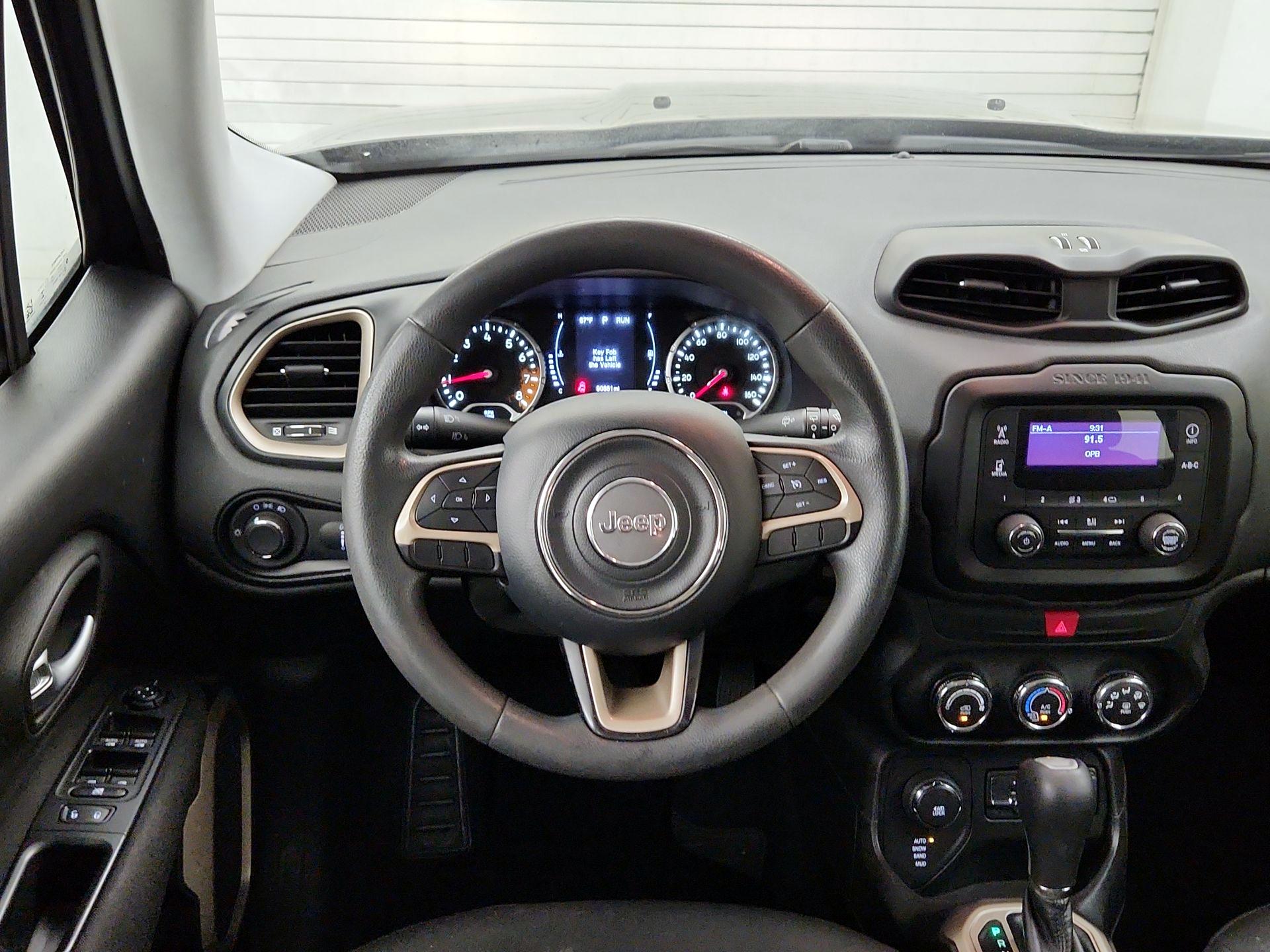 Thumbnail: 2017 Jeep Renegade - 10