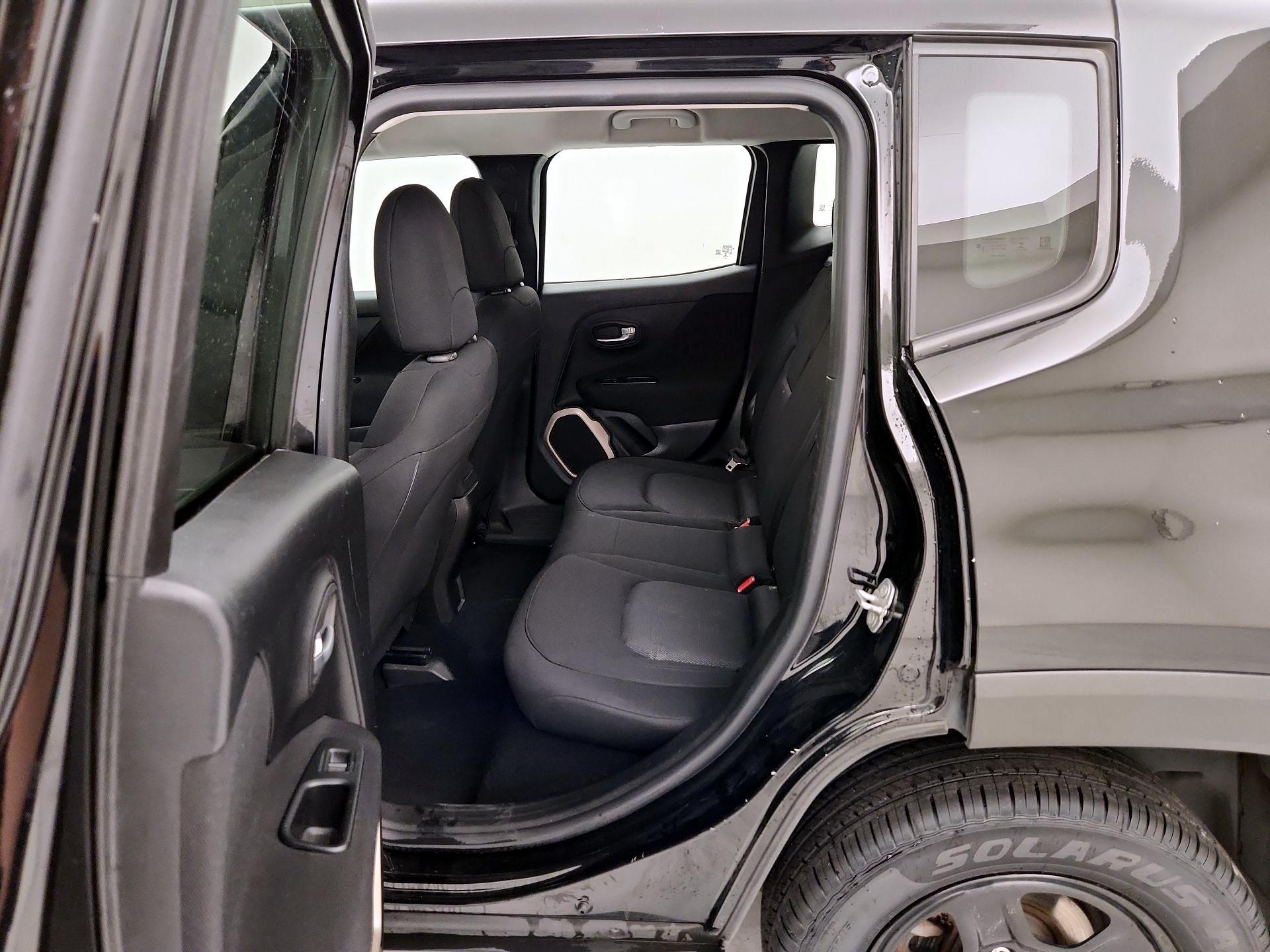 Thumbnail: 2017 Jeep Renegade - 18