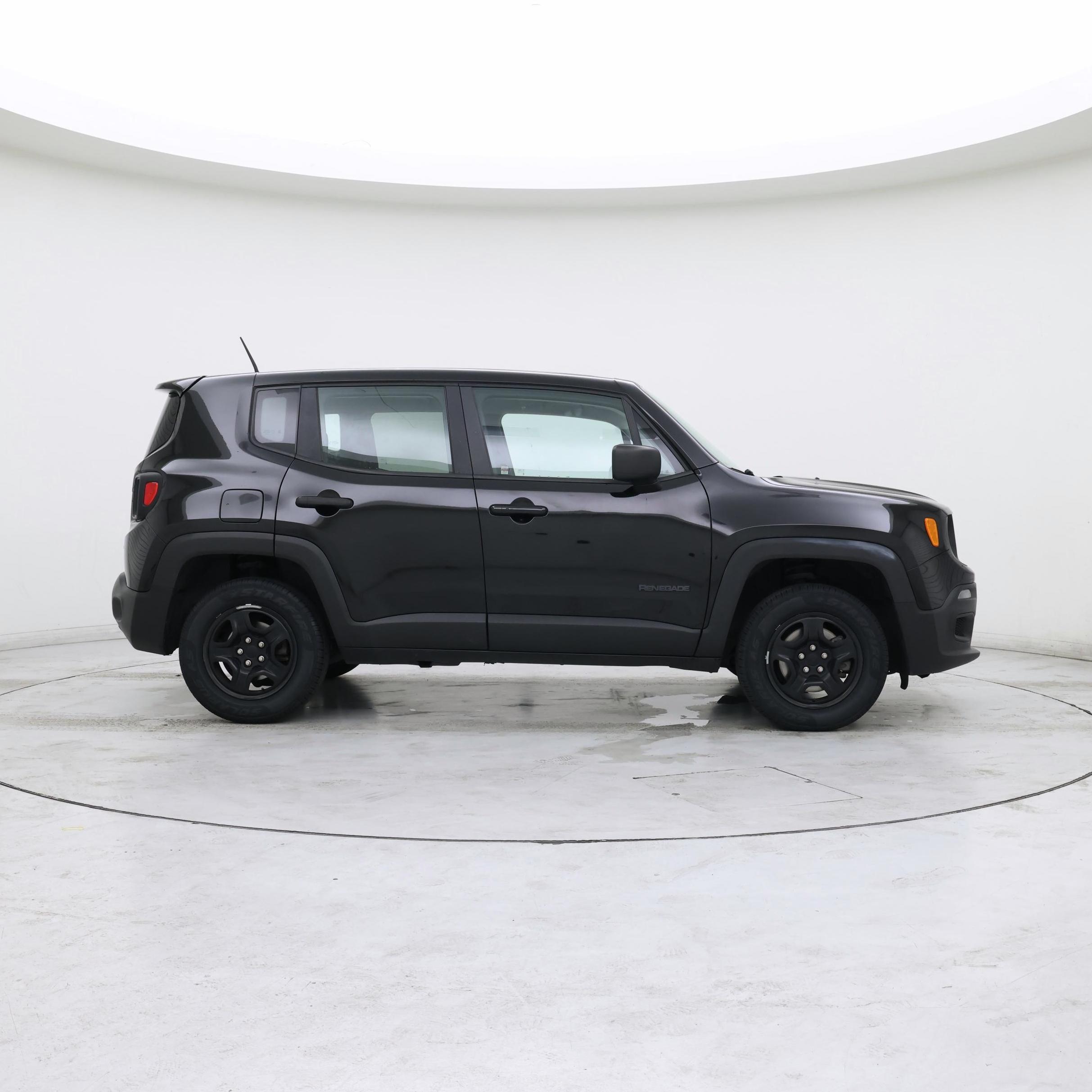 Thumbnail: 2017 Jeep Renegade - 7