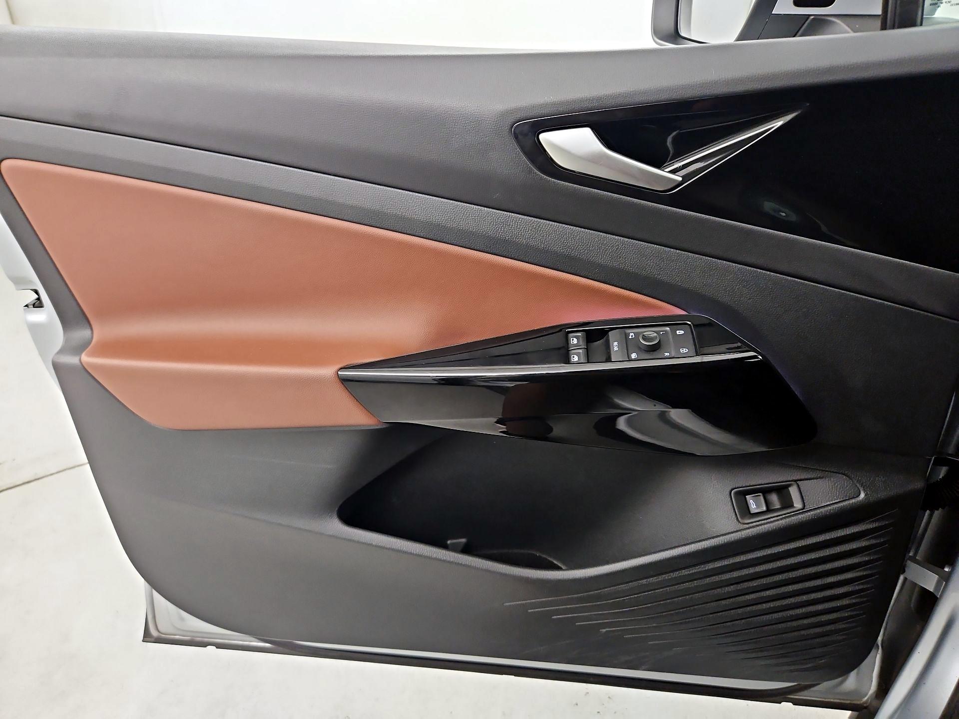 Thumbnail: 2021 Volkswagen ID.4 - 12