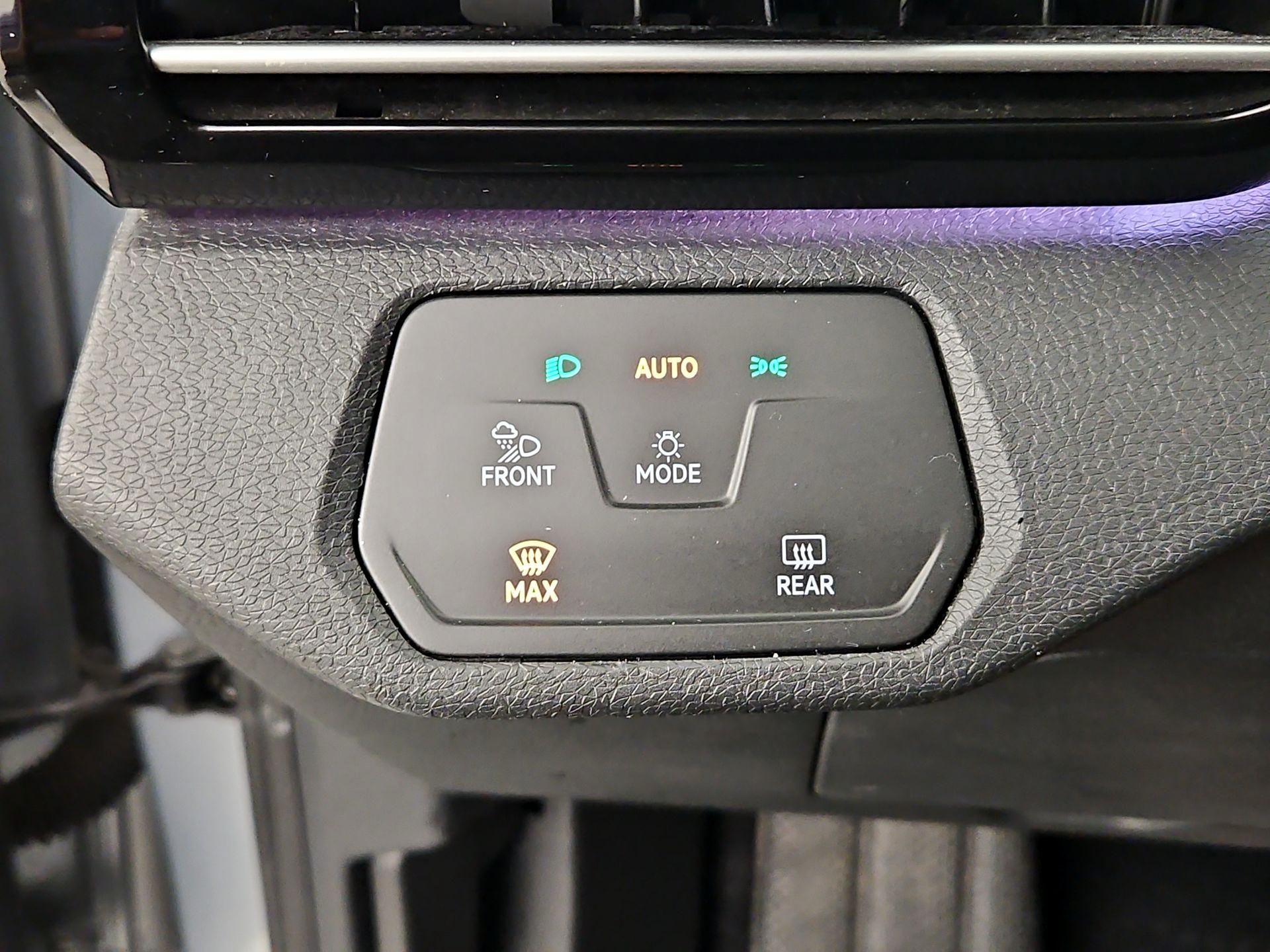 Thumbnail: 2021 Volkswagen ID.4 - 13