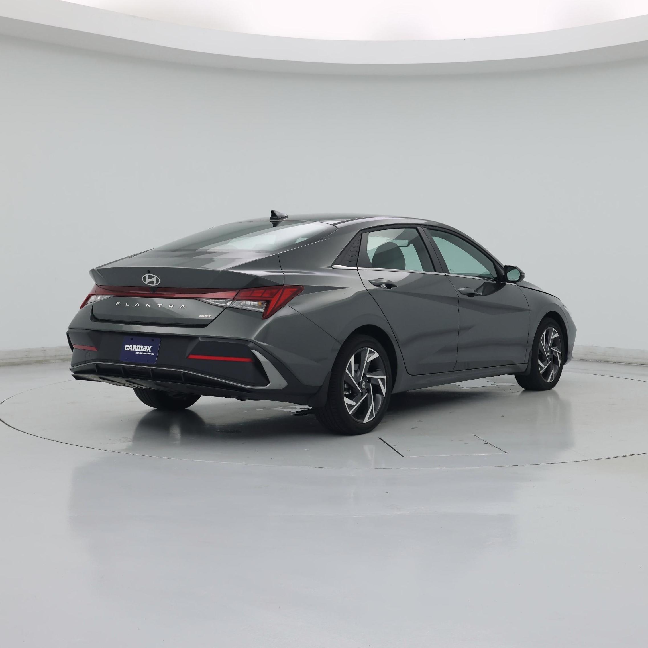Thumbnail: 2025 Hyundai Elantra - 8