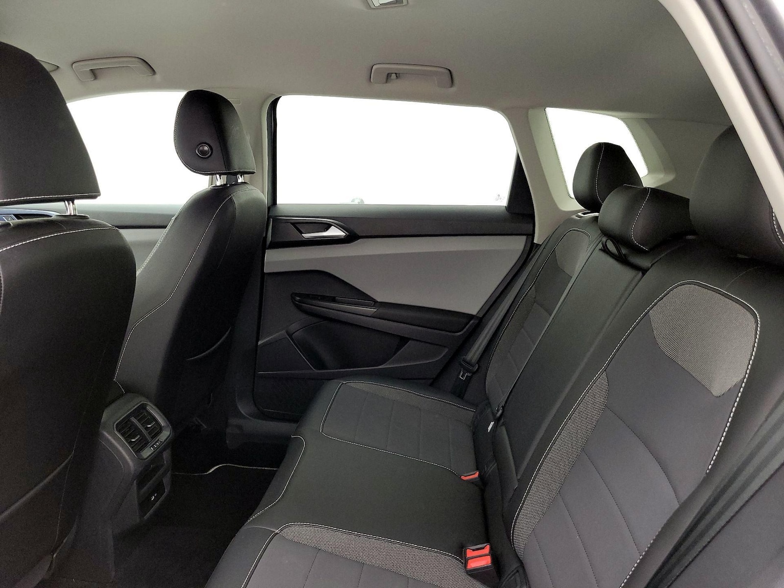 2023 Volkswagen Taos SE - Photo 20