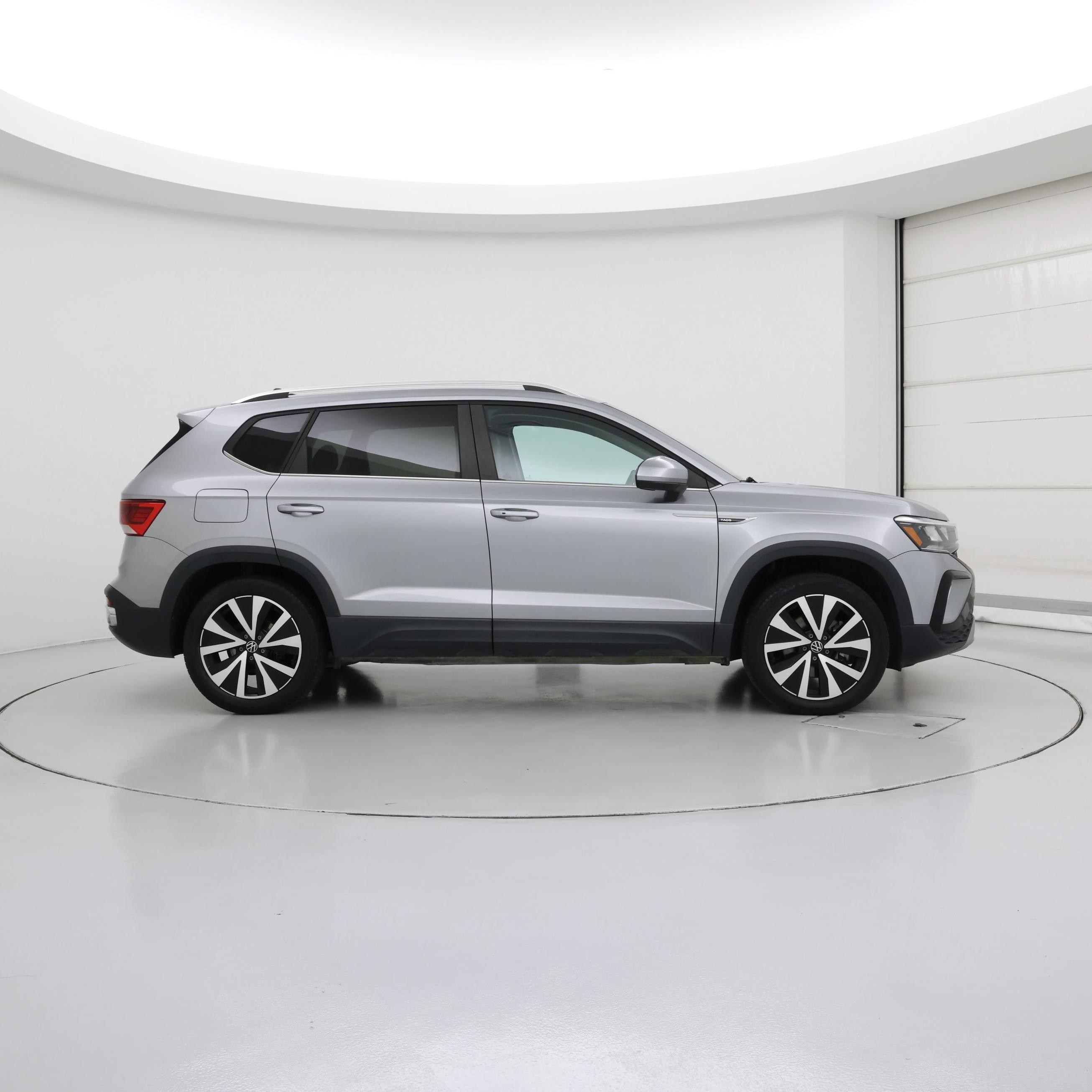Thumbnail: 2023 Volkswagen Taos - 7