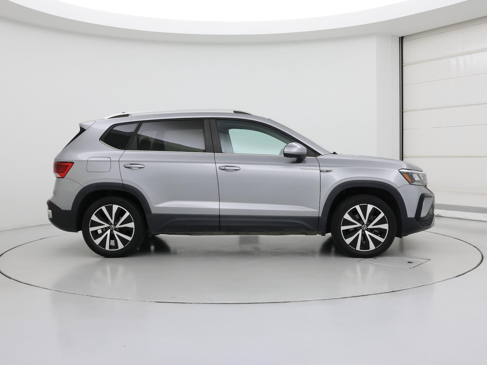 2023 Volkswagen Taos SE - Photo 8