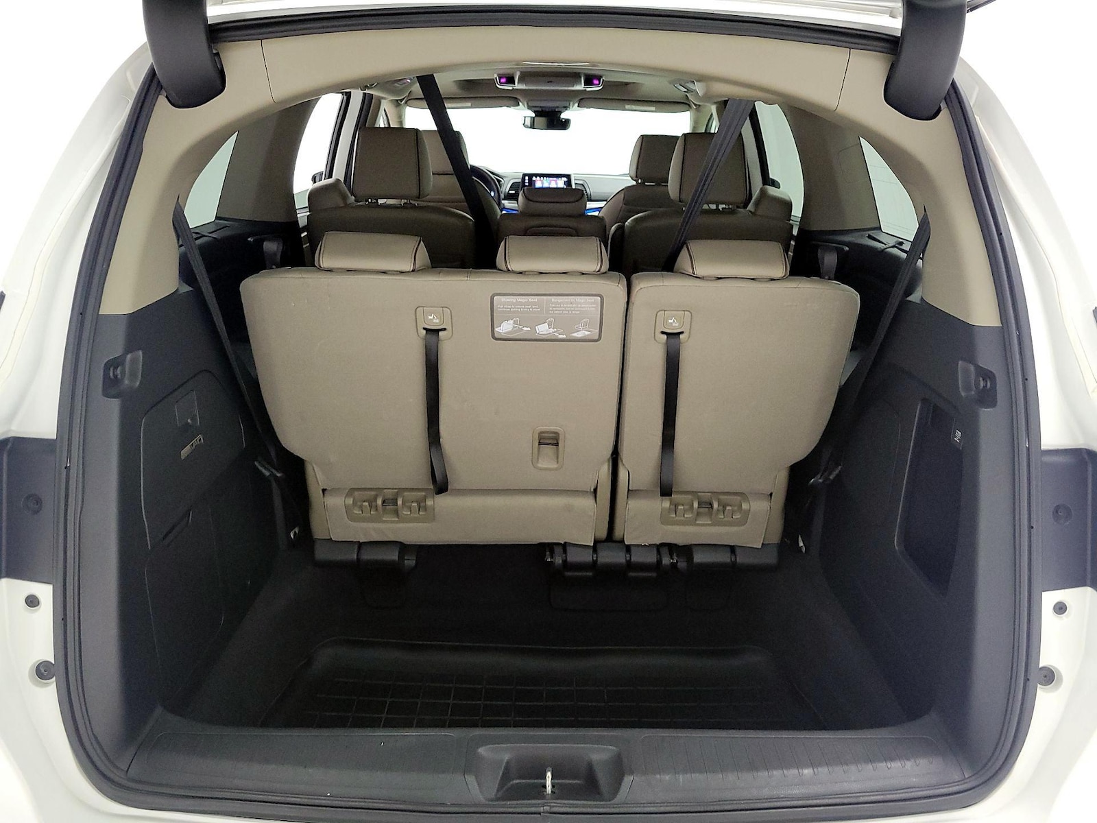 2021 Honda Odyssey Elite - Photo 19