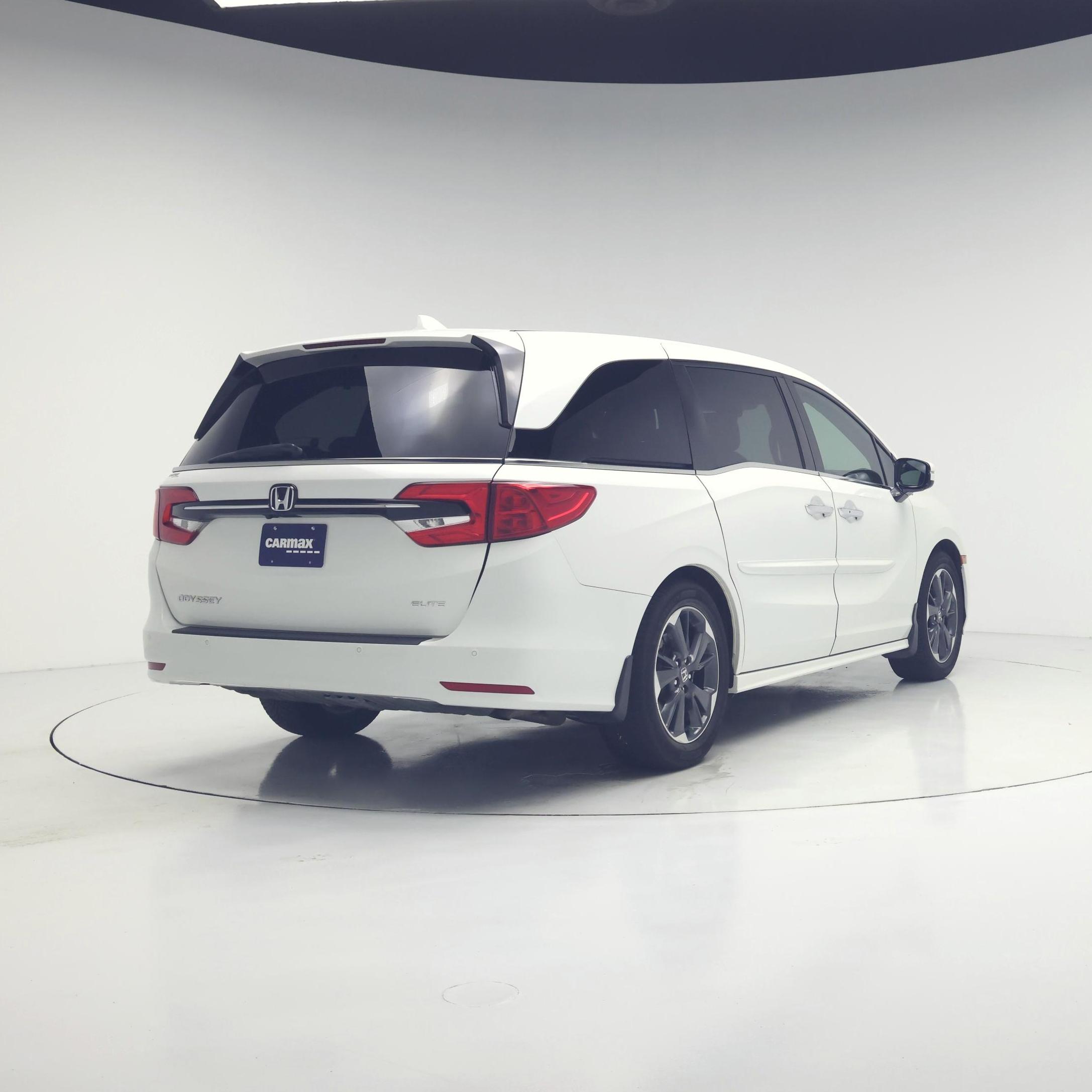 Thumbnail: 2021 Honda Odyssey - 8